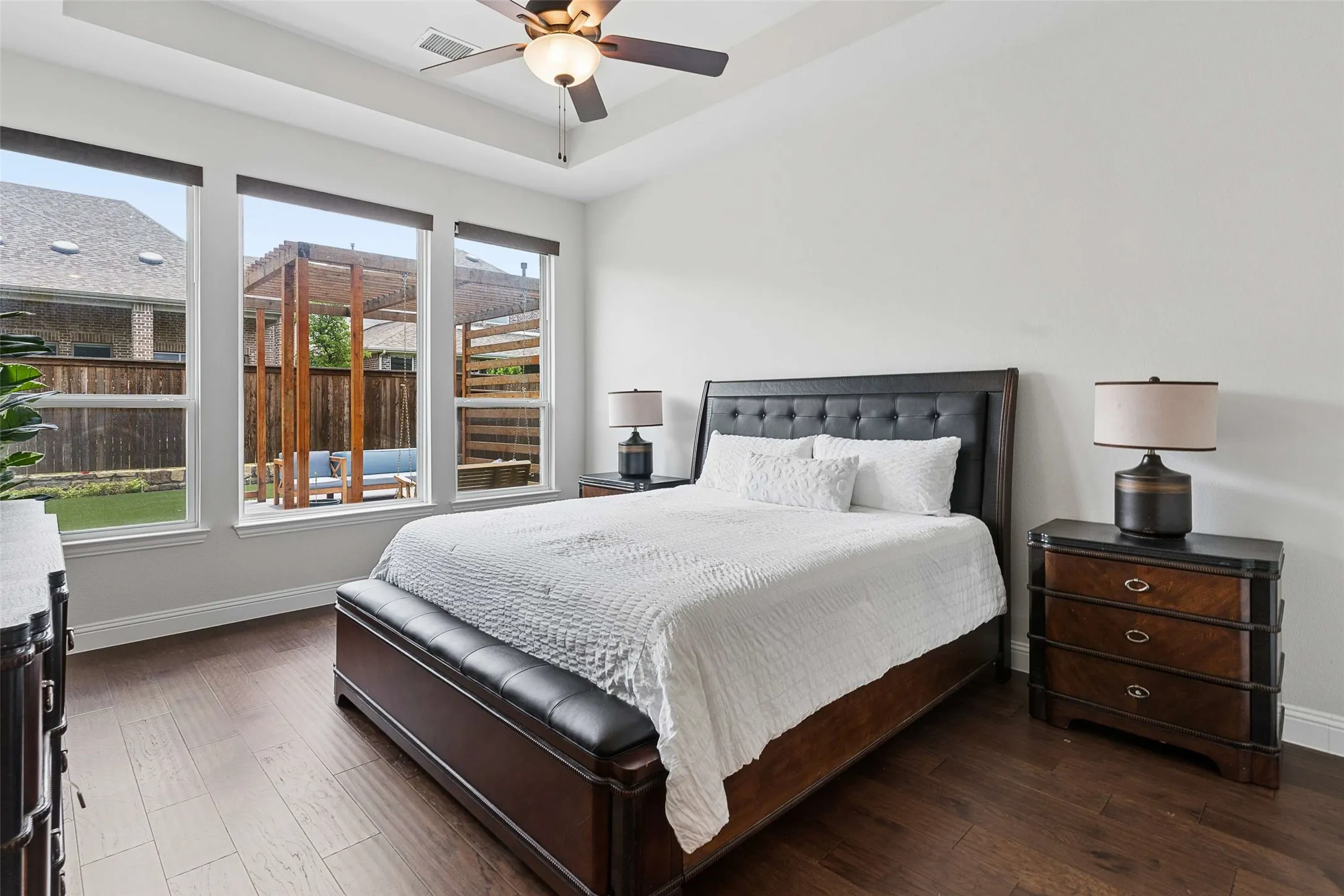 Single Family Residence For Sale in Collin County , 1843 Hollyhock Drive, Celina, Texas 75009, 4 Bedroom, 5 Bathroom, 3 Garage spaces, 3,495 Sqft, built in 2023, mls#21297432, Real Estate Agent in Celina, Homes For Sale in Collin county, Homes For Sale in Celina, Realtor in Celina Texas, Real Estate Brokerage Independent Realty Texas, Luminita Cordes Realtor