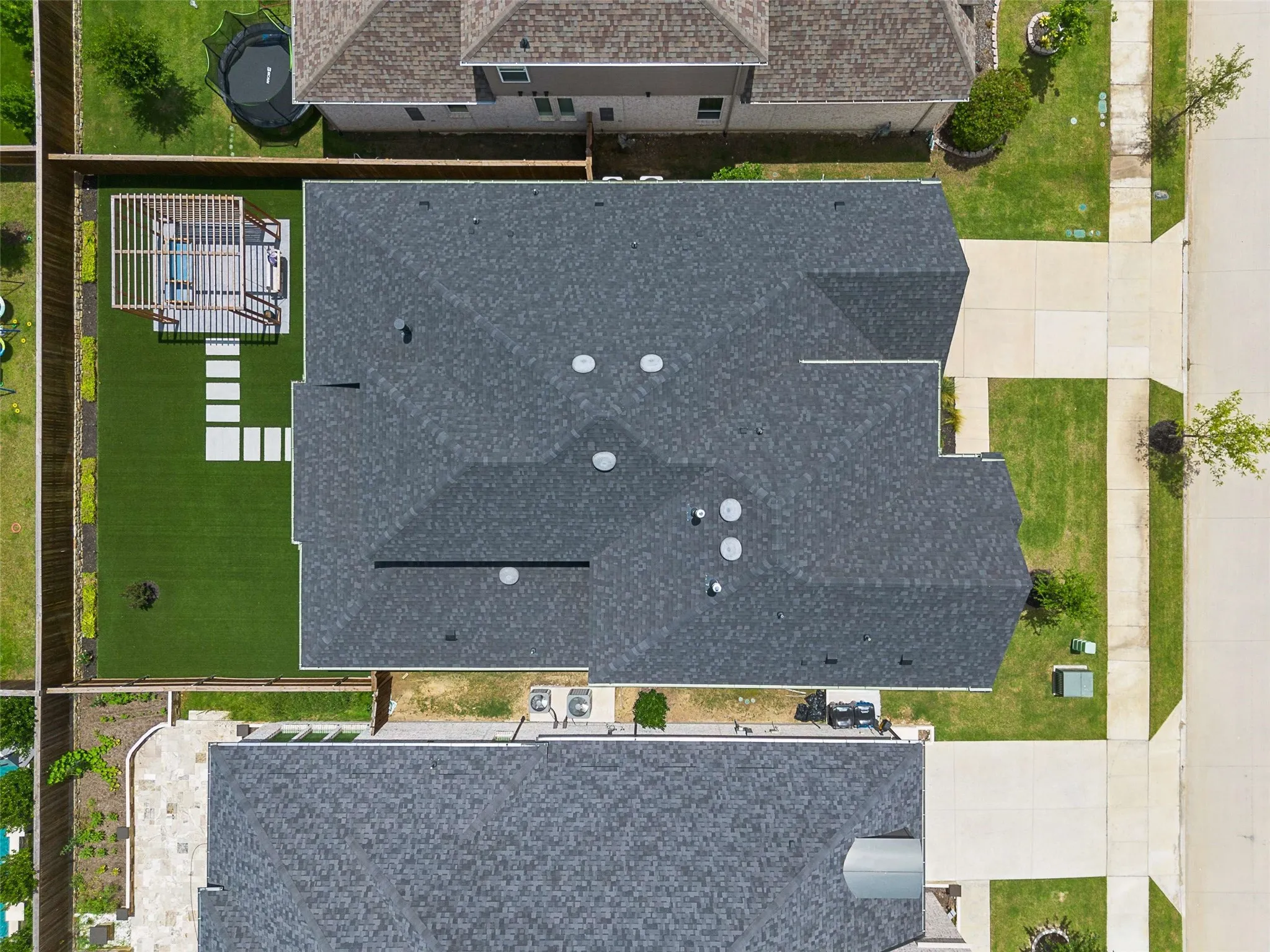 Single Family Residence For Sale in Collin County , 1843 Hollyhock Drive, Celina, Texas 75009, 4 Bedroom, 5 Bathroom, 3 Garage spaces, 3,495 Sqft, built in 2023, mls#21297432, Real Estate Agent in Celina, Homes For Sale in Collin county, Homes For Sale in Celina, Realtor in Celina Texas, Real Estate Brokerage Independent Realty Texas, Luminita Cordes Realtor