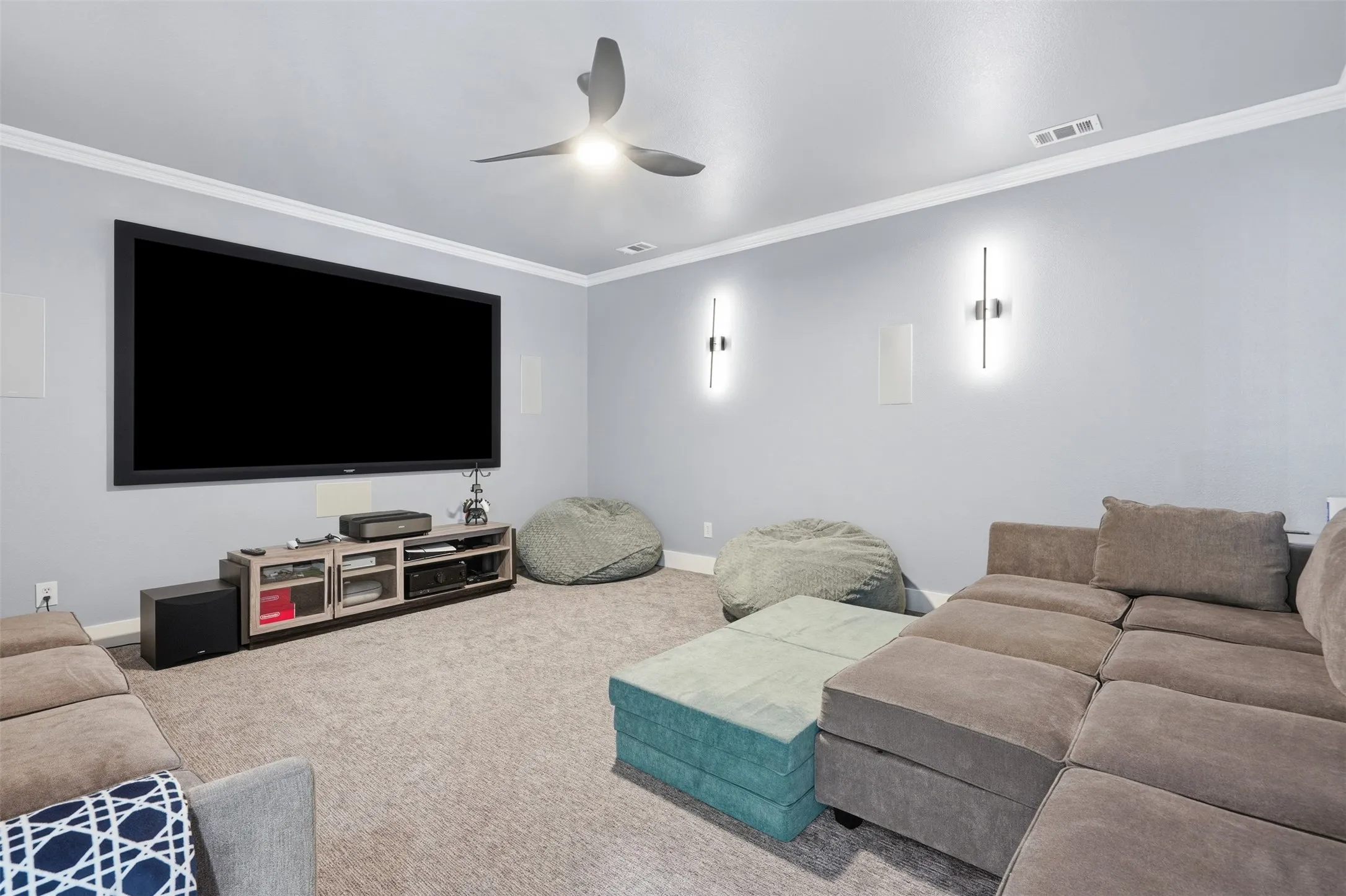 Single Family Residence For Rent in Denton County , 5315 Cree Drive, Frisco, Texas 75034, 5 Bedroom, 4 Bathroom, 3 Garage spaces, 4,521 Sqft, built in 2003, mls#21294290, Real Estate Agent in Frisco, Homes For Rent in Denton county, Homes For Rent in Frisco, Realtor in Frisco Texas, Real Estate Brokerage Independent Realty Texas, Luminita Cordes Realtor