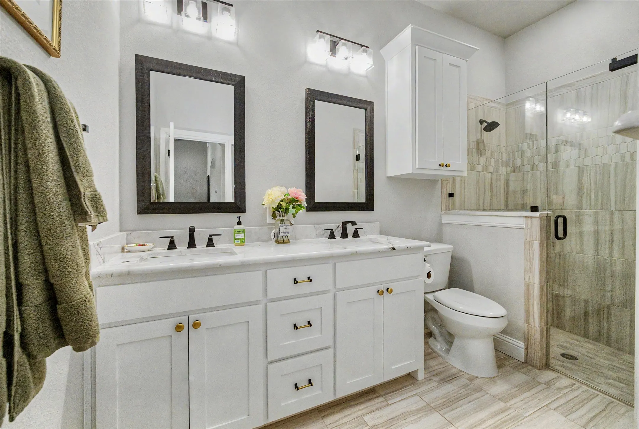Single Family Residence For Sale in Parker County , 115 Trace Drive, Weatherford, Texas 76087, 5 Bedroom, 4 Bathroom, 2 Garage spaces, 3,200 Sqft, built in 2022, mls#21288393, Real Estate Agent in Weatherford, Homes For Sale in Parker county, Homes For Sale in Weatherford, Realtor in Weatherford Texas, Real Estate Brokerage Independent Realty Texas, Luminita Cordes Realtor