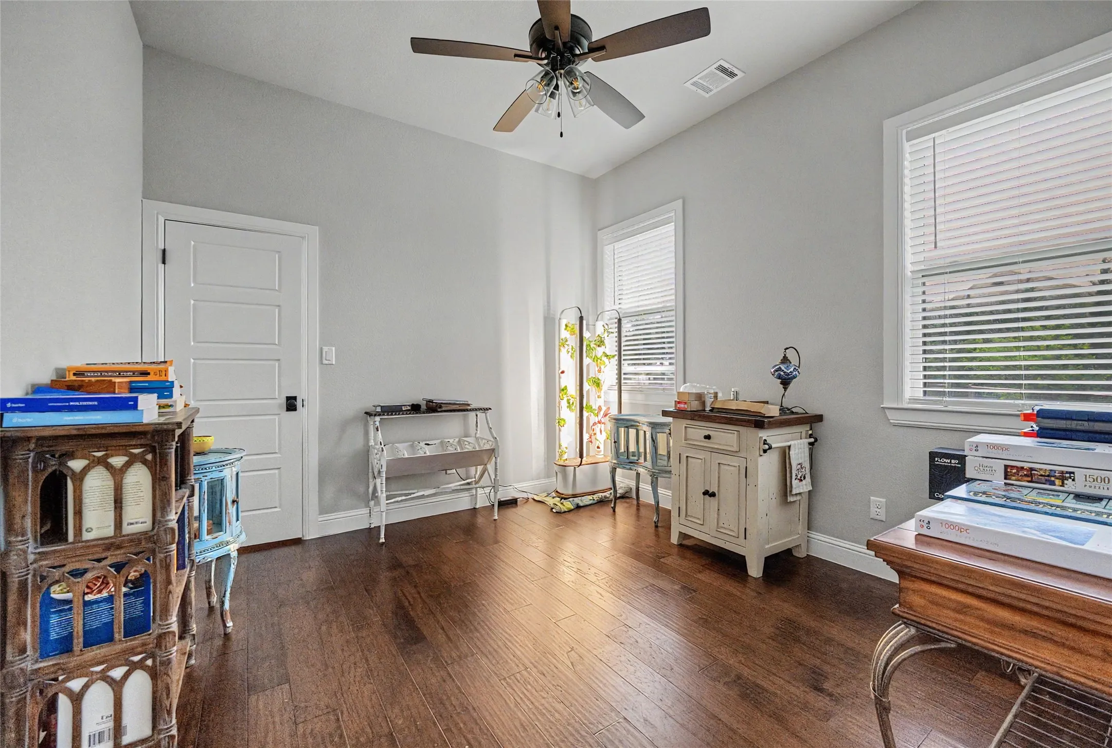 Single Family Residence For Sale in Parker County , 115 Trace Drive, Weatherford, Texas 76087, 5 Bedroom, 4 Bathroom, 2 Garage spaces, 3,200 Sqft, built in 2022, mls#21288393, Real Estate Agent in Weatherford, Homes For Sale in Parker county, Homes For Sale in Weatherford, Realtor in Weatherford Texas, Real Estate Brokerage Independent Realty Texas, Luminita Cordes Realtor