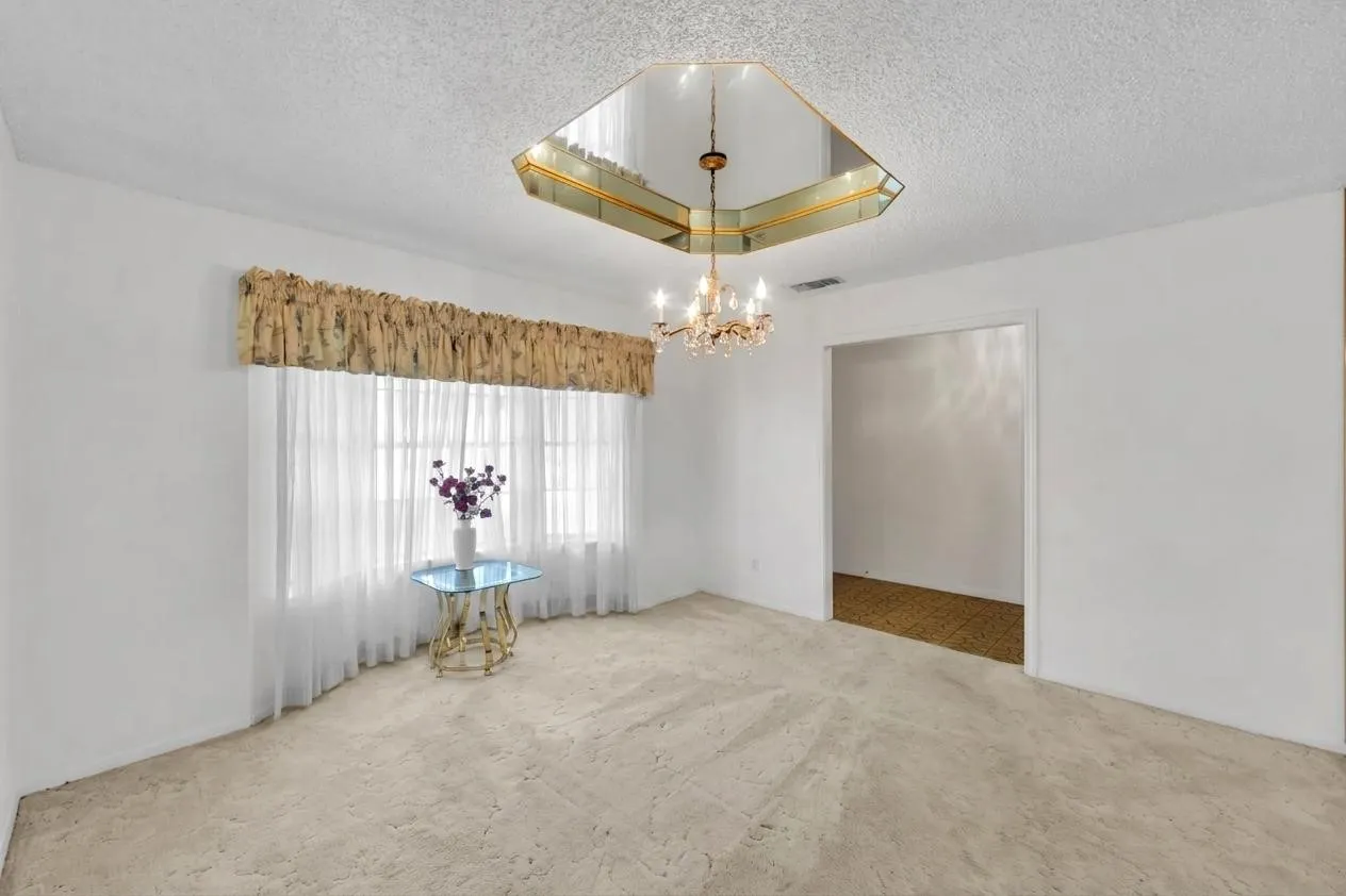 Single Family Residence For Sale in Tarrant County , 6241 Onyx Drive S, North Richland Hills, Texas 76180, 4 Bedroom, 3 Bathroom, 2 Garage spaces, 2,375 Sqft, built in 1977, mls#21297996, Real Estate Agent in North Richland Hills, Homes For Sale in Tarrant county, Homes For Sale in North Richland Hills, Realtor in North Richland Hills Texas, Real Estate Brokerage Independent Realty Texas, Luminita Cordes Realtor