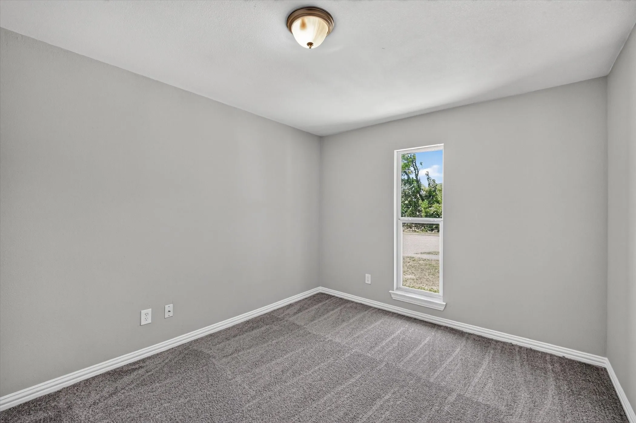 Single Family Residence For Sale in Collin County , 217 Teakwood Drive, Princeton, Texas 75407, 4 Bedroom, 2 Bathroom, Garage spaces, 1,539 Sqft, built in 1985, mls#21298724, Real Estate Agent in Princeton, Homes For Sale in Collin county, Homes For Sale in Princeton, Realtor in Princeton Texas, Real Estate Brokerage Independent Realty Texas, Luminita Cordes Realtor