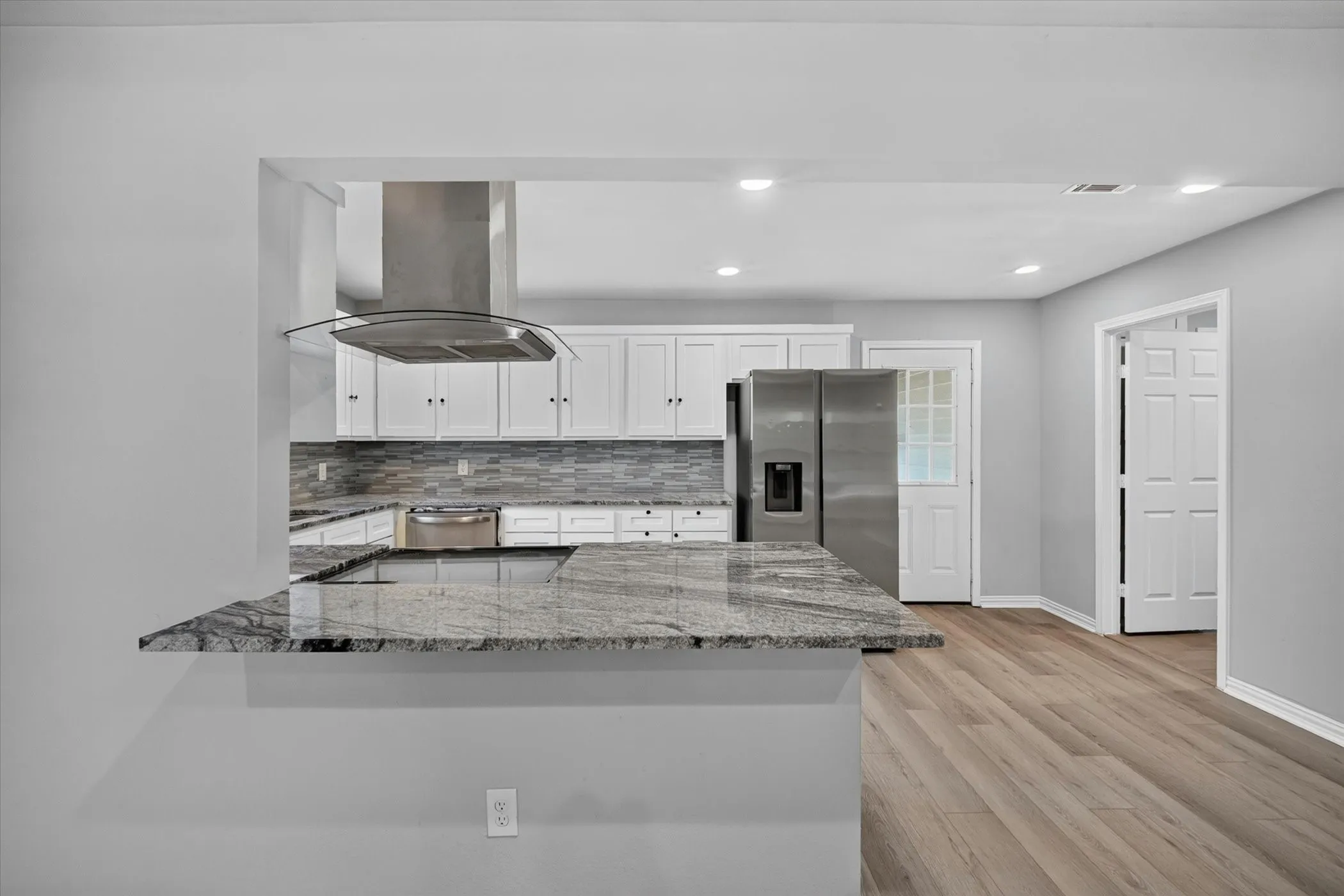 Single Family Residence For Sale in Collin County , 217 Teakwood Drive, Princeton, Texas 75407, 4 Bedroom, 2 Bathroom, Garage spaces, 1,539 Sqft, built in 1985, mls#21298724, Real Estate Agent in Princeton, Homes For Sale in Collin county, Homes For Sale in Princeton, Realtor in Princeton Texas, Real Estate Brokerage Independent Realty Texas, Luminita Cordes Realtor