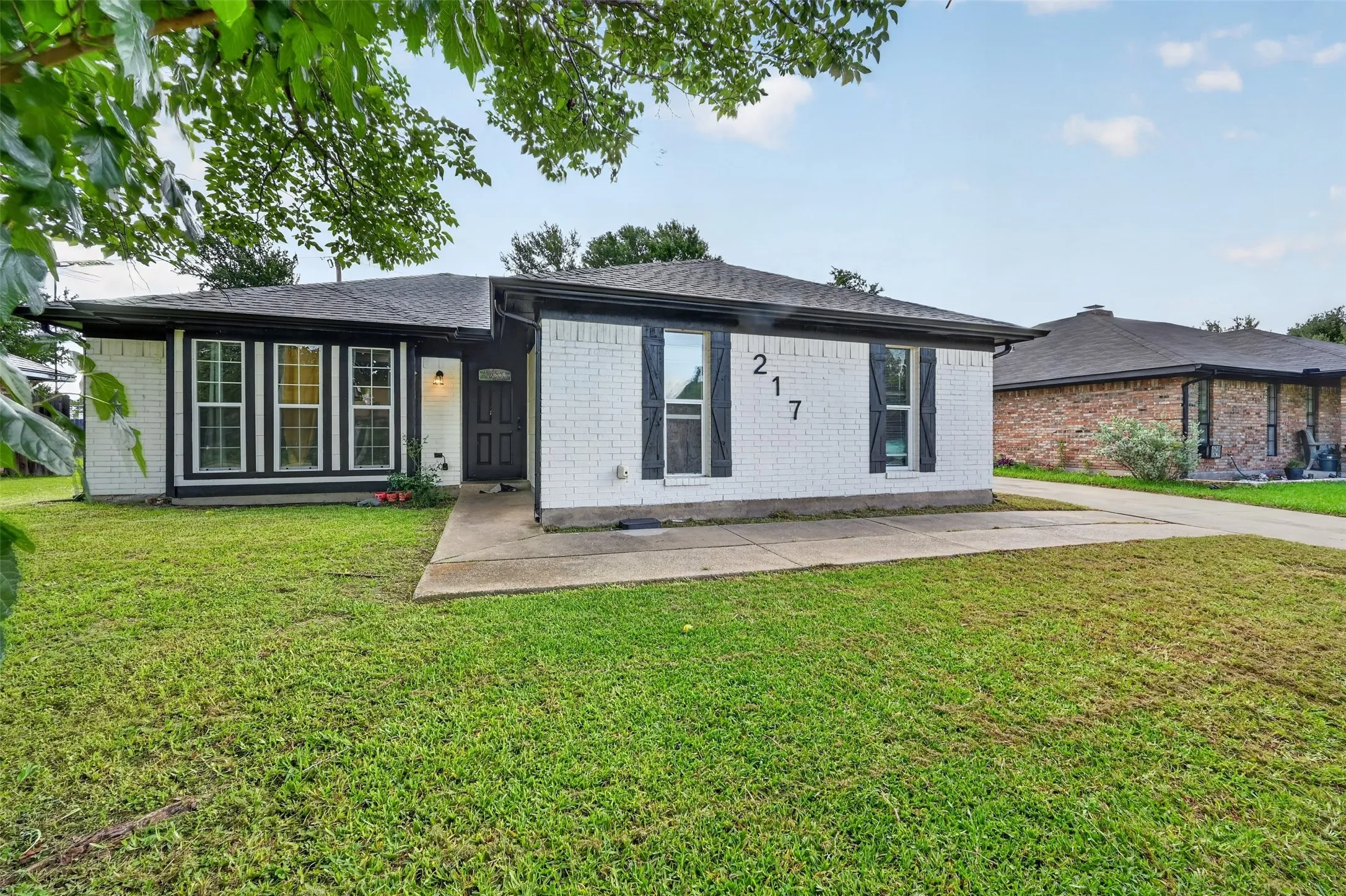 Single Family Residence For Sale in Collin County , 217 Teakwood Drive, Princeton, Texas 75407, 4 Bedroom, 2 Bathroom, Garage spaces, 1,539 Sqft, built in 1985, mls#21298724, Real Estate Agent in Princeton, Homes For Sale in Collin county, Homes For Sale in Princeton, Realtor in Princeton Texas, Real Estate Brokerage Independent Realty Texas, Luminita Cordes Realtor