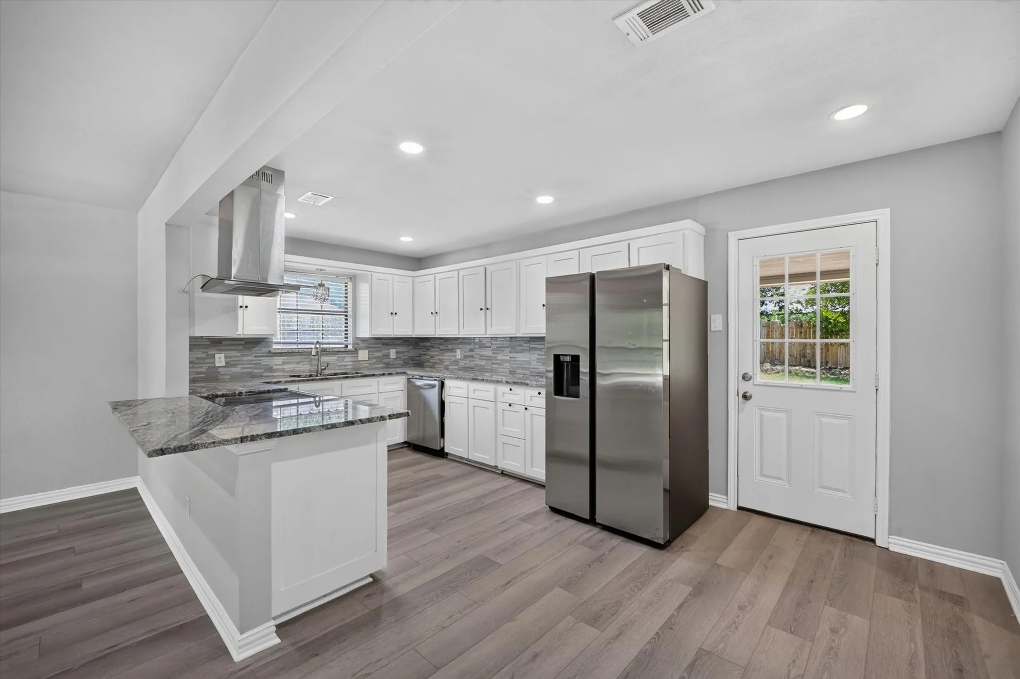 Single Family Residence For Sale in Collin County , 217 Teakwood Drive, Princeton, Texas 75407, 4 Bedroom, 2 Bathroom, Garage spaces, 1,539 Sqft, built in 1985, mls#21298724, Real Estate Agent in Princeton, Homes For Sale in Collin county, Homes For Sale in Princeton, Realtor in Princeton Texas, Real Estate Brokerage Independent Realty Texas, Luminita Cordes Realtor