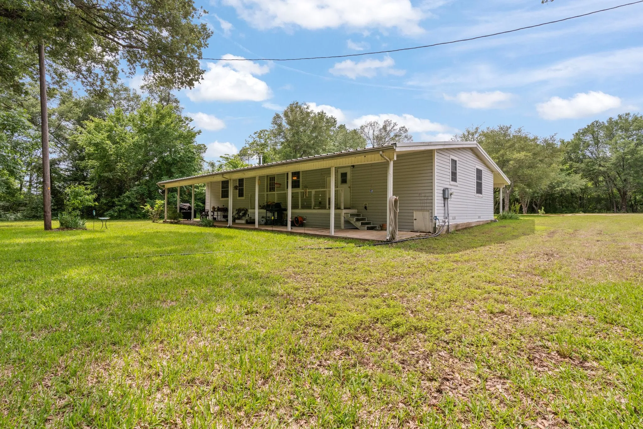 Mobile Home For Sale in Kaufman County , 9547 County Rd 346, Terrell, Texas 75161, 3 Bedrooms, 2 Bathrooms, 6 Garage spaces, 1,560 Sqft, built in 1982, Price $575,000, mls#21290241, Real Estate Agent in Terrell, Homes For Sale in Kaufman county, Homes For Sale in Terrell, Realtor in Terrell Texas, Real Estate Brokerage Independent Realty Texas, Luminita Cordes Realtor