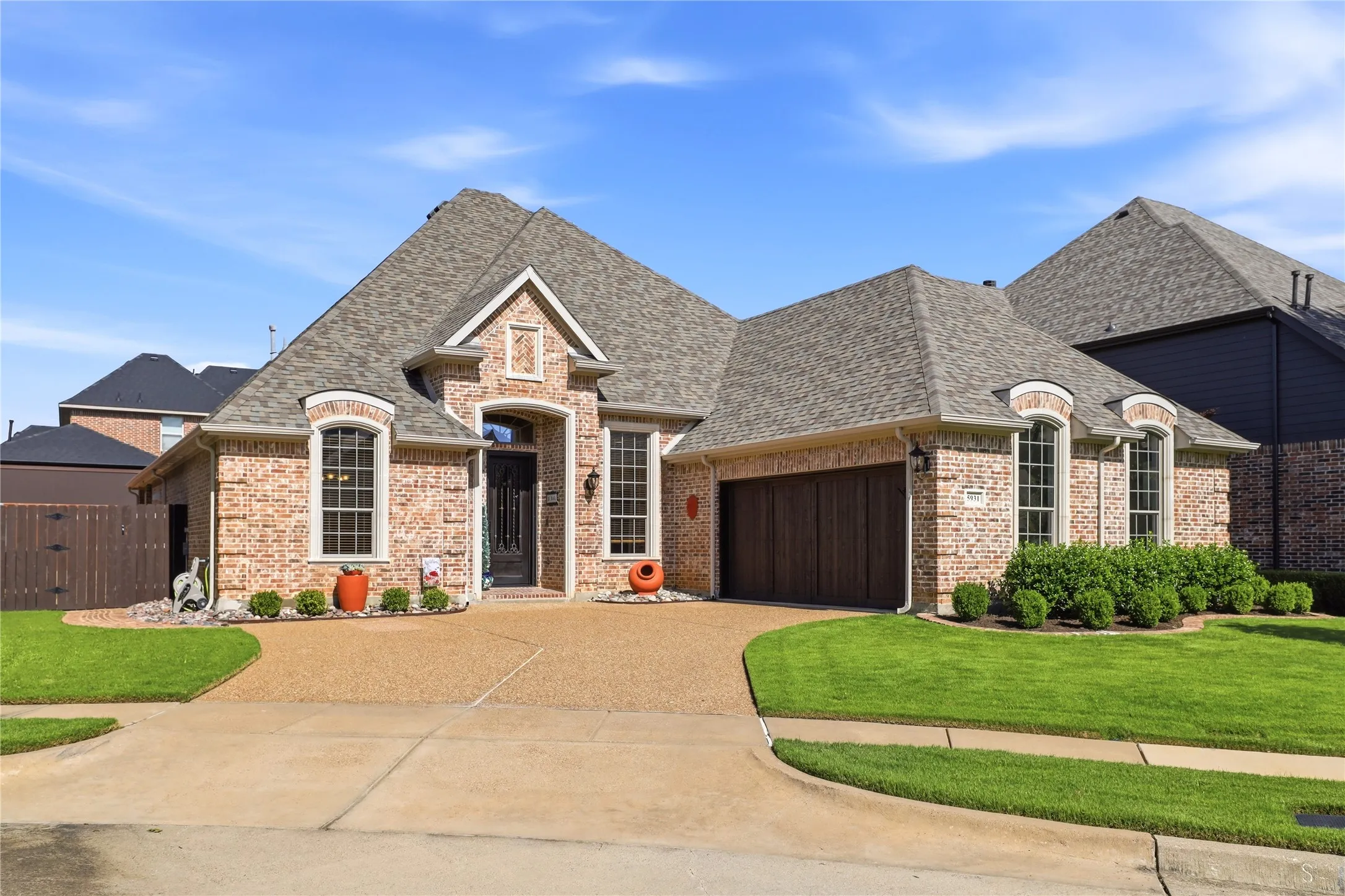 Single Family Residence For Sale in Tarrant County , 5931 Crescent Lane, Colleyville, Texas 76034, 3 Bedroom, 4 Bathroom, 2 Garage spaces, 3,110 Sqft, built in 2006, mls#21296490, Real Estate Agent in Colleyville, Homes For Sale in Tarrant county, Homes For Sale in Colleyville, Realtor in Colleyville Texas, Real Estate Brokerage Independent Realty Texas, Luminita Cordes Realtor