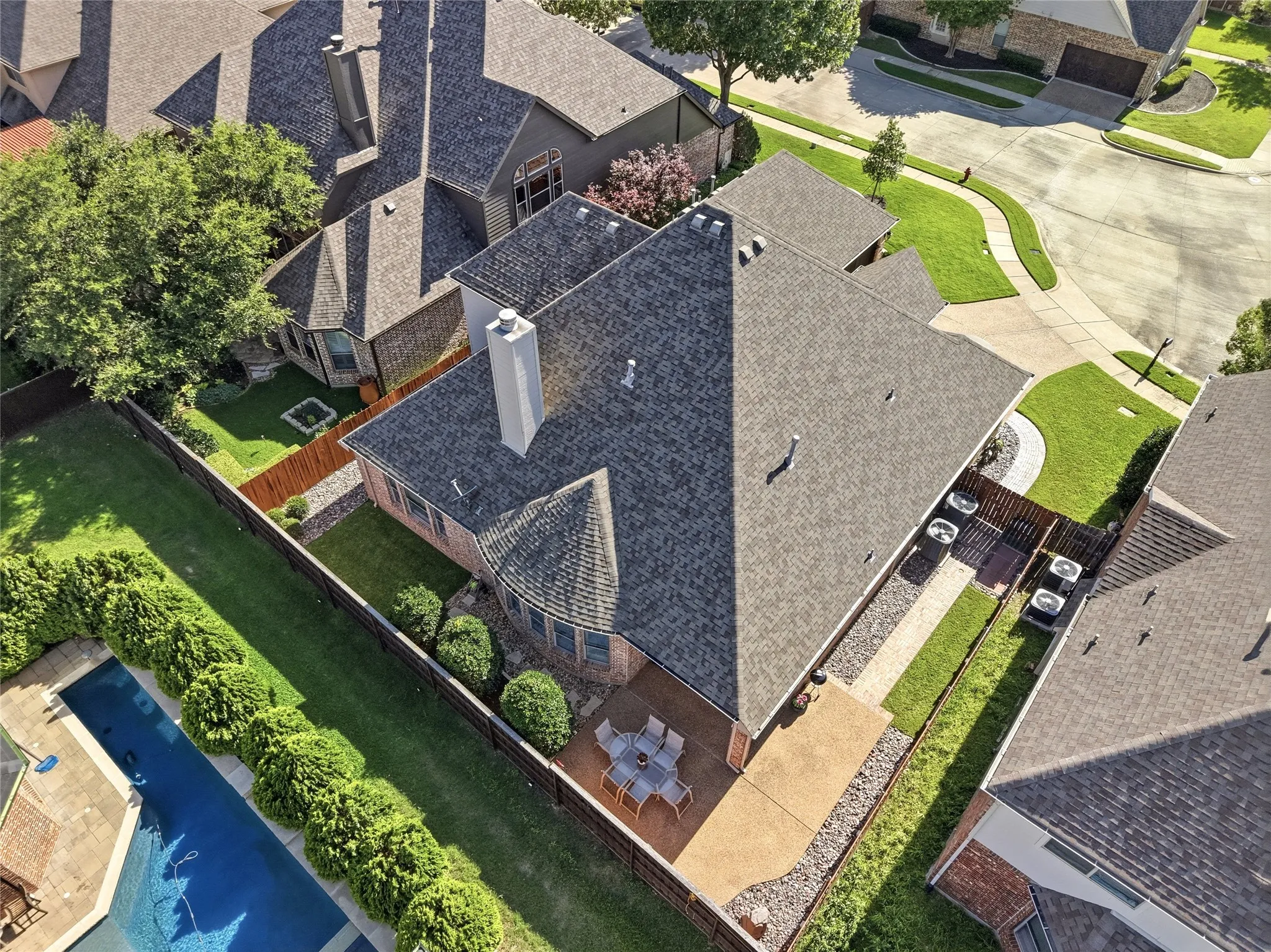 Single Family Residence For Sale in Tarrant County , 5931 Crescent Lane, Colleyville, Texas 76034, 3 Bedroom, 4 Bathroom, 2 Garage spaces, 3,110 Sqft, built in 2006, mls#21296490, Real Estate Agent in Colleyville, Homes For Sale in Tarrant county, Homes For Sale in Colleyville, Realtor in Colleyville Texas, Real Estate Brokerage Independent Realty Texas, Luminita Cordes Realtor