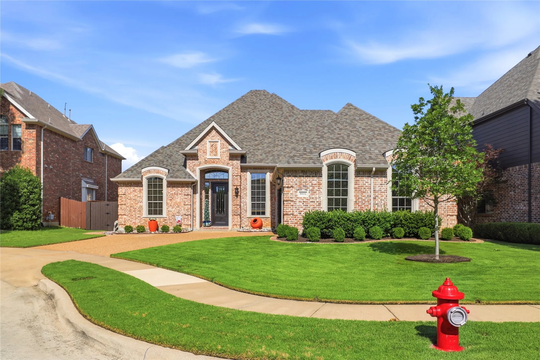Single Family Residence For Sale in Tarrant County , 5931 Crescent Lane, Colleyville, Texas 76034, 3 Bedroom, 4 Bathroom, 2 Garage spaces, 3,110 Sqft, built in 2006, mls#21296490, Real Estate Agent in Colleyville, Homes For Sale in Tarrant county, Homes For Sale in Colleyville, Realtor in Colleyville Texas, Real Estate Brokerage Independent Realty Texas, Luminita Cordes Realtor