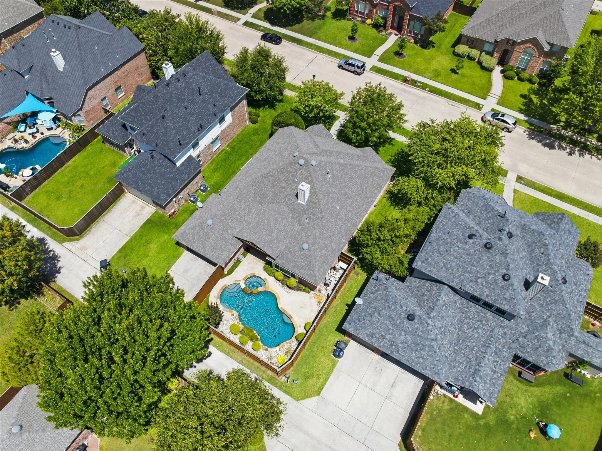 Single Family Residence For Sale in Collin County , 416 Shady Valley Drive, Allen, Texas 75002, 4 Bedroom, 2 Bathroom, 2 Garage spaces, 2,362 Sqft, built in 2000, mls#21297623, Real Estate Agent in Allen, Homes For Sale in Collin county, Homes For Sale in Allen, Realtor in Allen Texas, Real Estate Brokerage Independent Realty Texas, Luminita Cordes Realtor