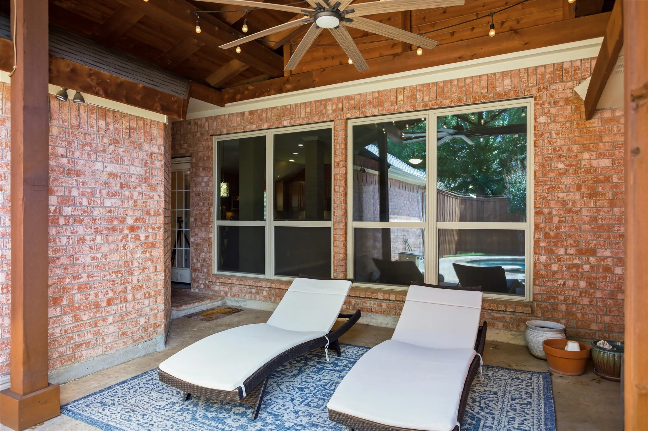Single Family Residence For Sale in Collin County , 416 Shady Valley Drive, Allen, Texas 75002, 4 Bedroom, 2 Bathroom, 2 Garage spaces, 2,362 Sqft, built in 2000, mls#21297623, Real Estate Agent in Allen, Homes For Sale in Collin county, Homes For Sale in Allen, Realtor in Allen Texas, Real Estate Brokerage Independent Realty Texas, Luminita Cordes Realtor