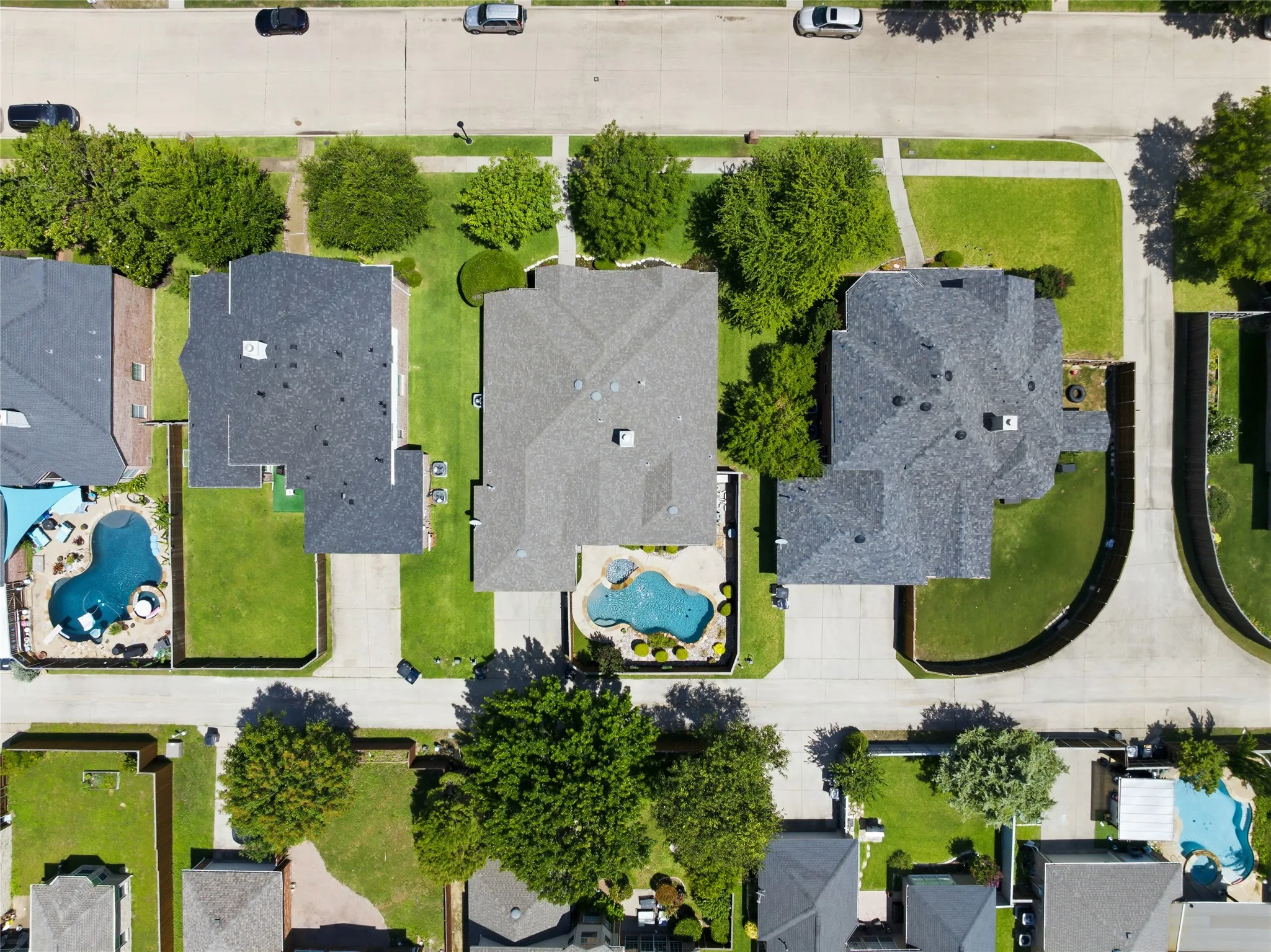 Single Family Residence For Sale in Collin County , 416 Shady Valley Drive, Allen, Texas 75002, 4 Bedroom, 2 Bathroom, 2 Garage spaces, 2,362 Sqft, built in 2000, mls#21297623, Real Estate Agent in Allen, Homes For Sale in Collin county, Homes For Sale in Allen, Realtor in Allen Texas, Real Estate Brokerage Independent Realty Texas, Luminita Cordes Realtor