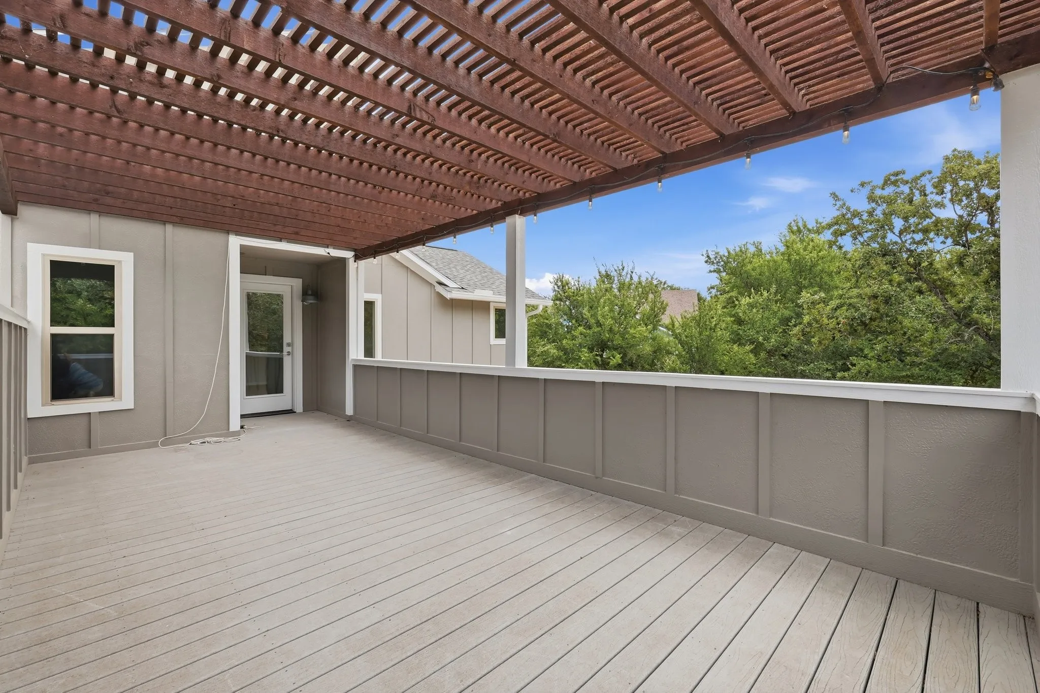 Single Family Residence For Sale in Denton County , 521 Diamond Point Drive, Oak Point, Texas 75068, 3 Bedroom, 3 Bathroom, 2 Garage spaces, 2,322 Sqft, built in 2015, mls#21237992, Real Estate Agent in Oak Point, Homes For Sale in Denton county, Homes For Sale in Oak Point, Realtor in Oak Point Texas, Real Estate Brokerage Independent Realty Texas, Luminita Cordes Realtor