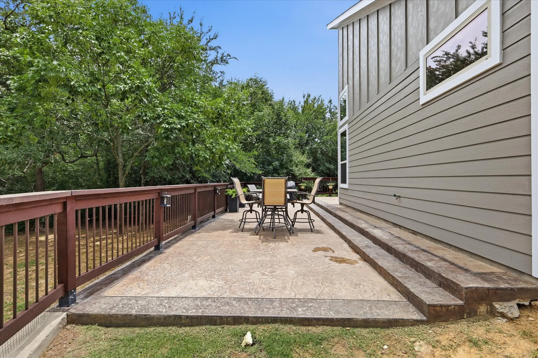 Single Family Residence For Sale in Denton County , 521 Diamond Point Drive, Oak Point, Texas 75068, 3 Bedroom, 3 Bathroom, 2 Garage spaces, 2,322 Sqft, built in 2015, mls#21237992, Real Estate Agent in Oak Point, Homes For Sale in Denton county, Homes For Sale in Oak Point, Realtor in Oak Point Texas, Real Estate Brokerage Independent Realty Texas, Luminita Cordes Realtor