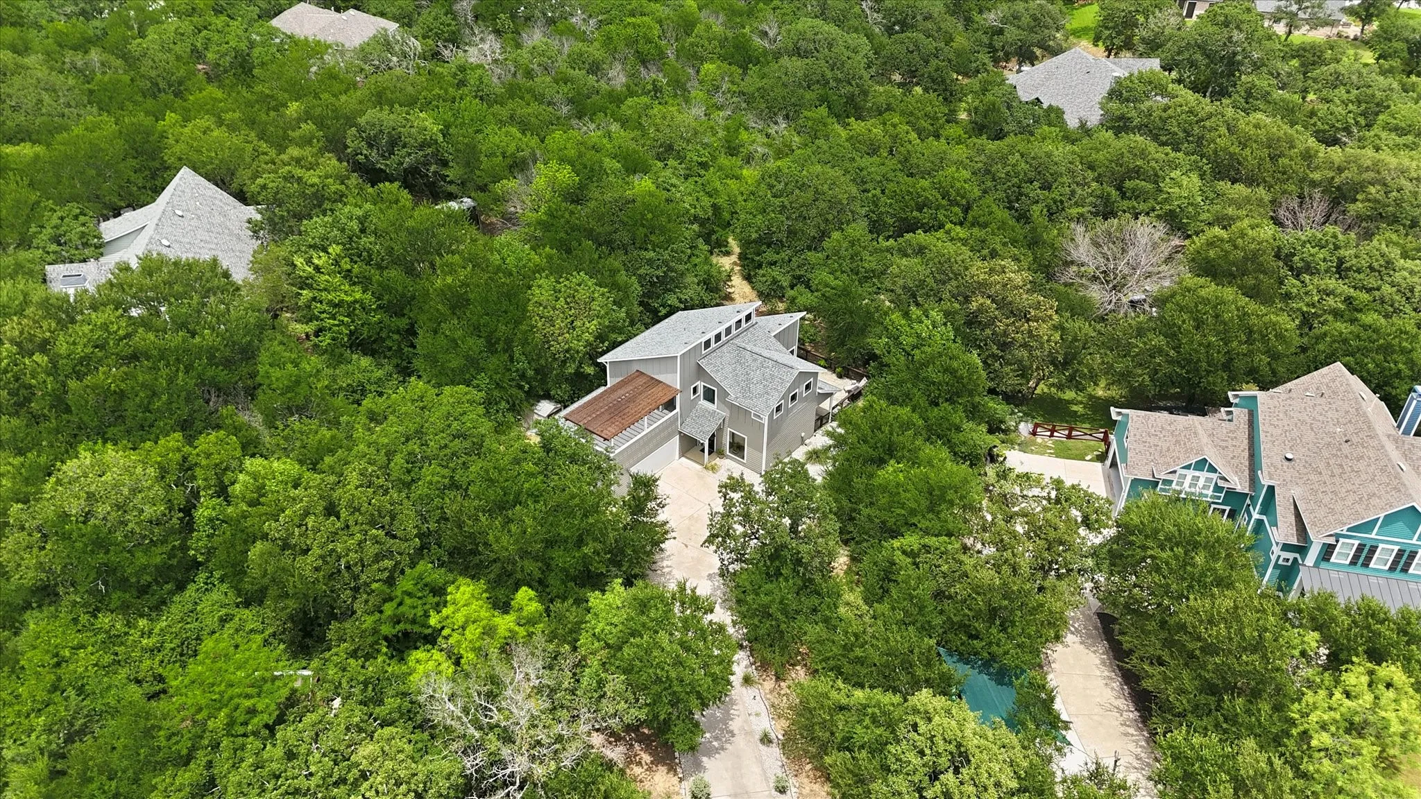 Single Family Residence For Sale in Denton County , 521 Diamond Point Drive, Oak Point, Texas 75068, 3 Bedroom, 3 Bathroom, 2 Garage spaces, 2,322 Sqft, built in 2015, mls#21237992, Real Estate Agent in Oak Point, Homes For Sale in Denton county, Homes For Sale in Oak Point, Realtor in Oak Point Texas, Real Estate Brokerage Independent Realty Texas, Luminita Cordes Realtor