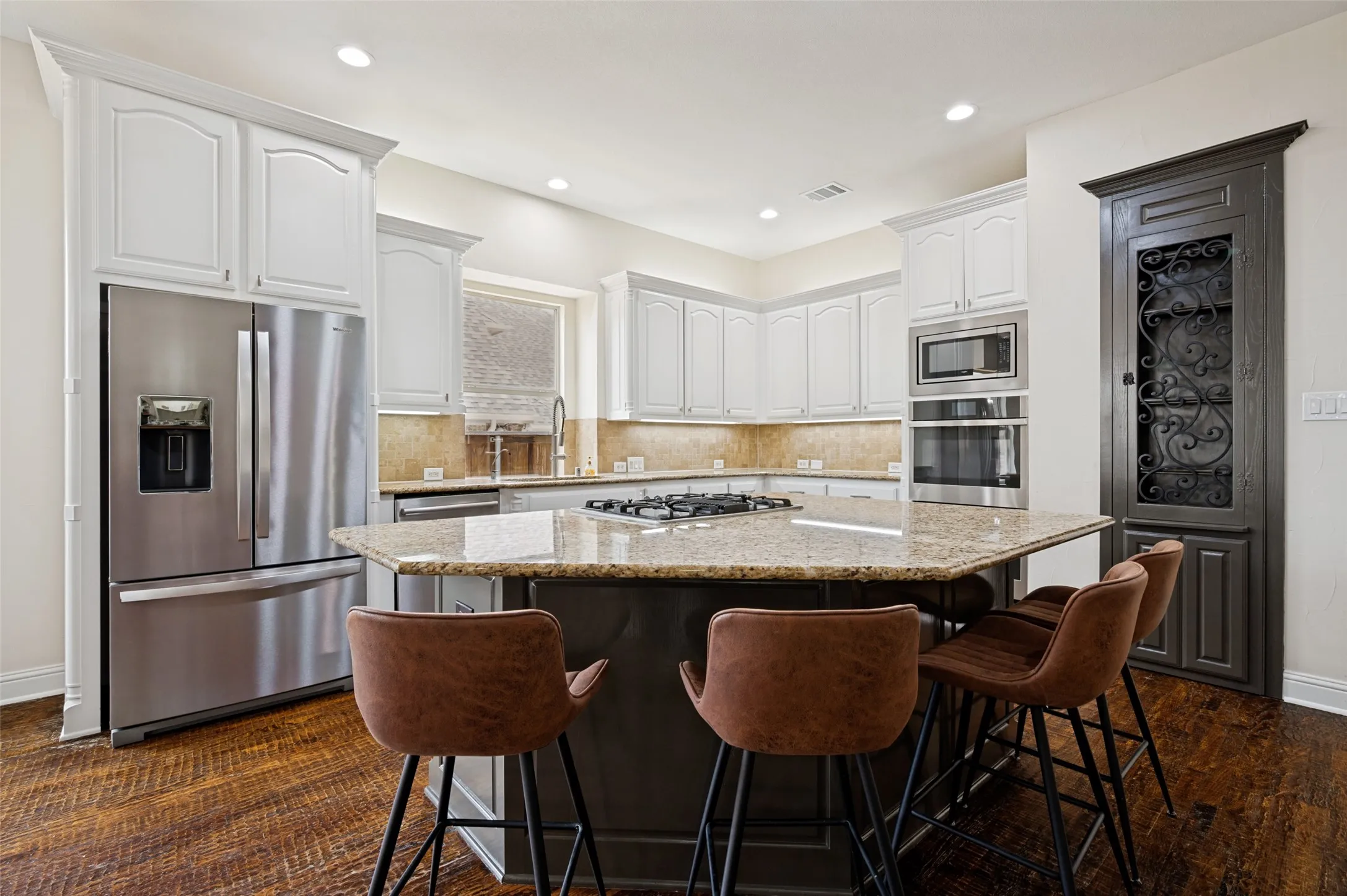 A breakfast bar for casual dining or a quick breakfast.