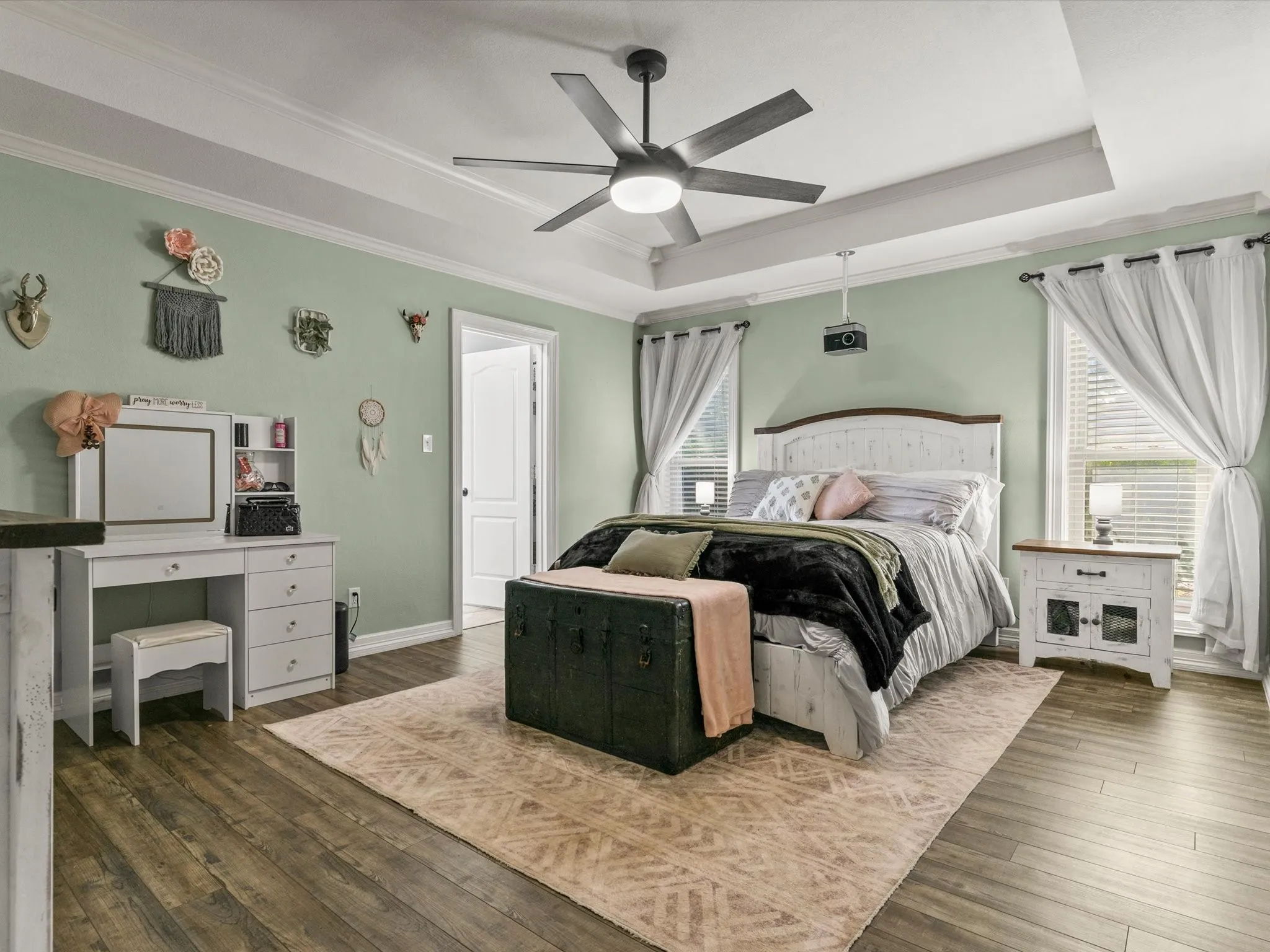 Single Family Residence For Sale in Johnson County , 102 Kings Place, Joshua, Texas 76058, 4 Bedroom, 3 Bathroom, 2 Garage spaces, 2,322 Sqft, built in 1988, mls#21297349, Real Estate Agent in Joshua, Homes For Sale in Johnson county, Homes For Sale in Joshua, Realtor in Joshua Texas, Real Estate Brokerage Independent Realty Texas, Luminita Cordes Realtor