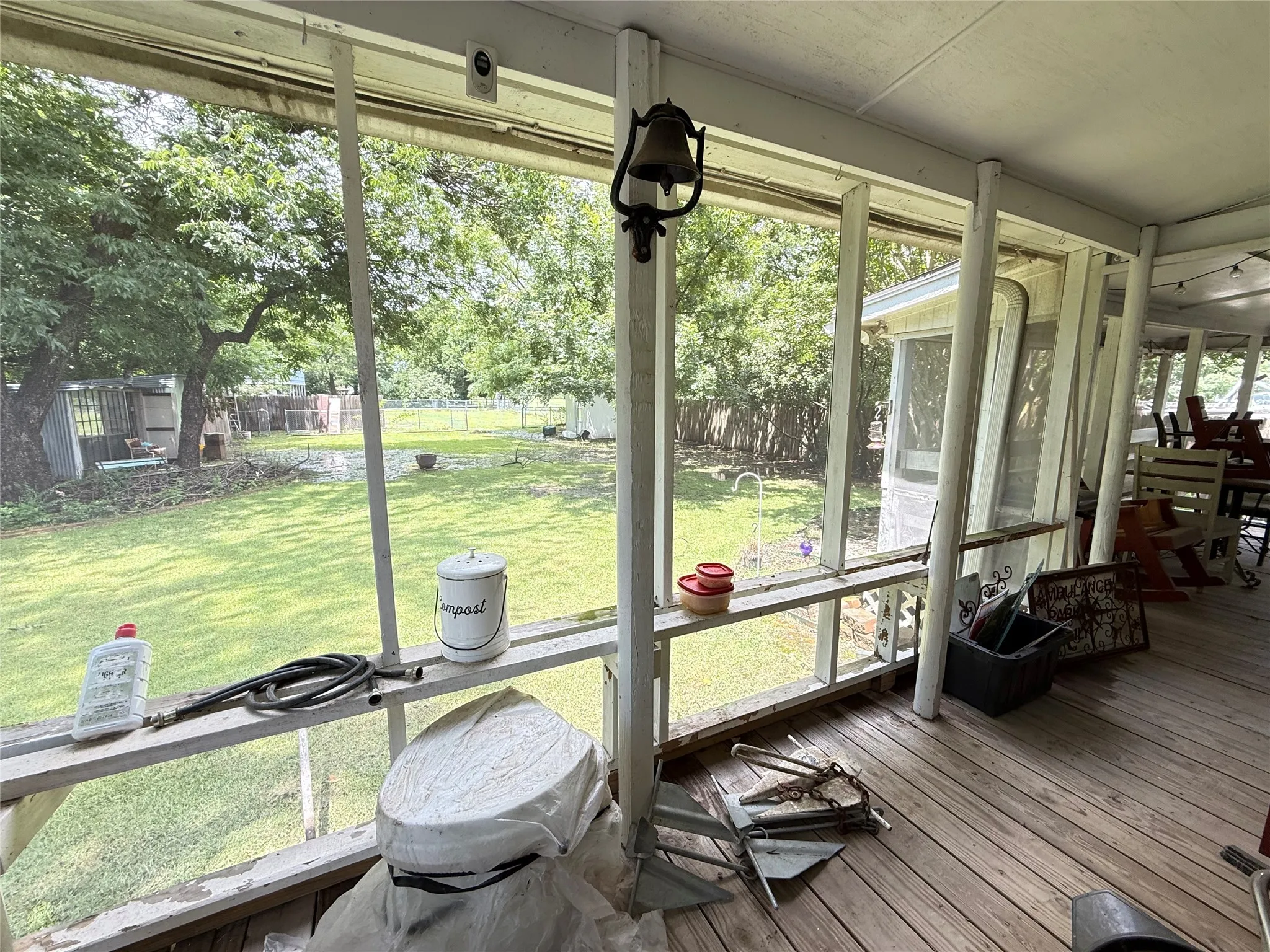 Single Family Residence For Sale in Fannin County , 619 E 12th Street, Bonham, Texas 75418, 3 Bedroom, 2 Bathroom, Garage spaces, 1,760 Sqft, built in 1942, mls#21296885, Real Estate Agent in Bonham, Homes For Sale in Fannin county, Homes For Sale in Bonham, Realtor in Bonham Texas, Real Estate Brokerage Independent Realty Texas, Luminita Cordes Realtor