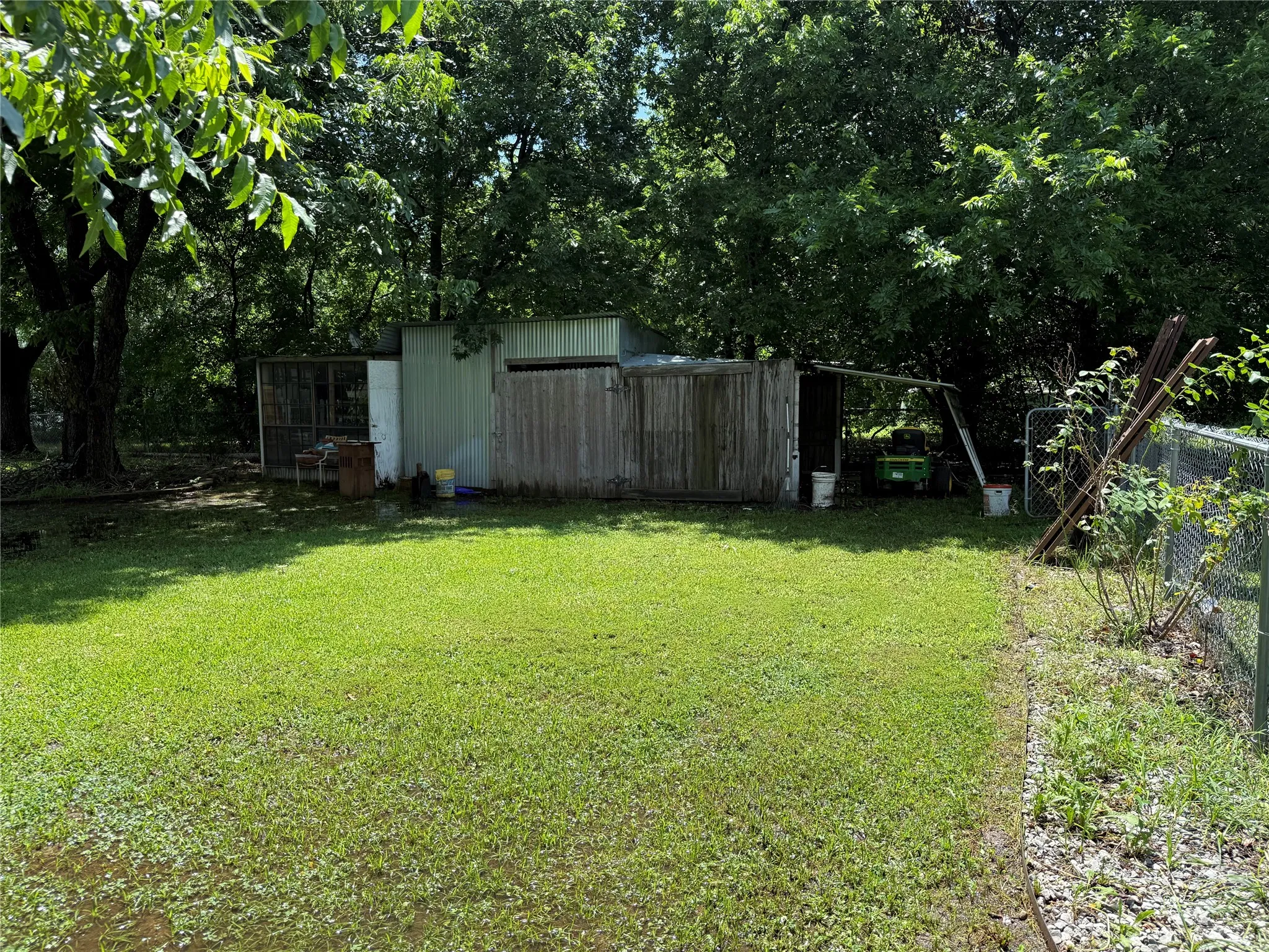 Single Family Residence For Sale in Fannin County , 619 E 12th Street, Bonham, Texas 75418, 3 Bedroom, 2 Bathroom, Garage spaces, 1,760 Sqft, built in 1942, mls#21296885, Real Estate Agent in Bonham, Homes For Sale in Fannin county, Homes For Sale in Bonham, Realtor in Bonham Texas, Real Estate Brokerage Independent Realty Texas, Luminita Cordes Realtor