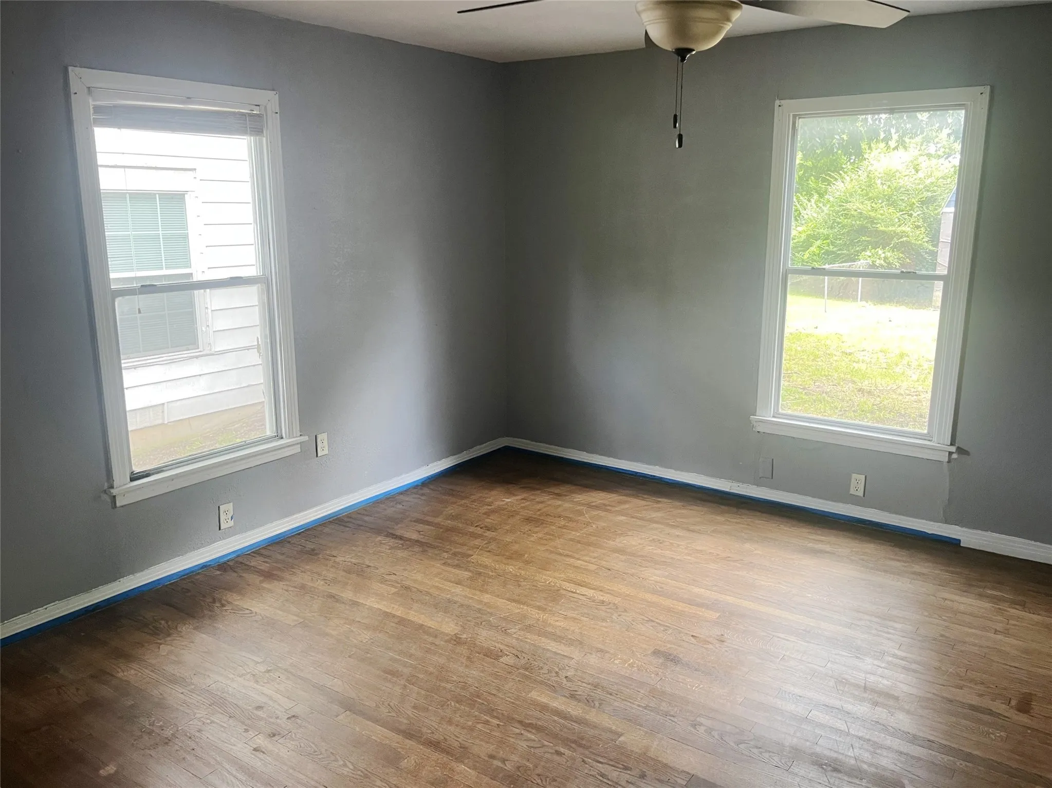 Single Family Residence For Sale in Grayson County , 210 W Dexter Street, Sherman, Texas 75092, 2 Bedroom, 1 Bathroom, Garage spaces, 1,269 Sqft, built in 1952, mls#21298799, Real Estate Agent in Sherman, Homes For Sale in Grayson county, Homes For Sale in Sherman, Realtor in Sherman Texas, Real Estate Brokerage Independent Realty Texas, Luminita Cordes Realtor