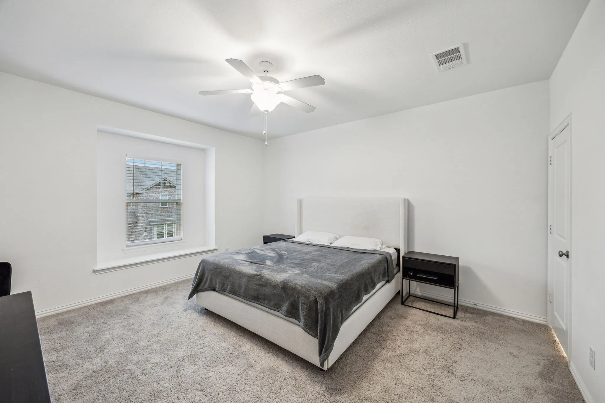 Townhouse For Rent in Dallas County , 3225 Switch Street, Sachse, Texas 75048, 3 Bedroom, 3 Bathroom, 2 Garage spaces, 1,950 Sqft, built in 2022, mls#21298828, Real Estate Agent in Sachse, Homes For Rent in Dallas county, Homes For Rent in Sachse, Realtor in Sachse Texas, Real Estate Brokerage Independent Realty Texas, Luminita Cordes Realtor