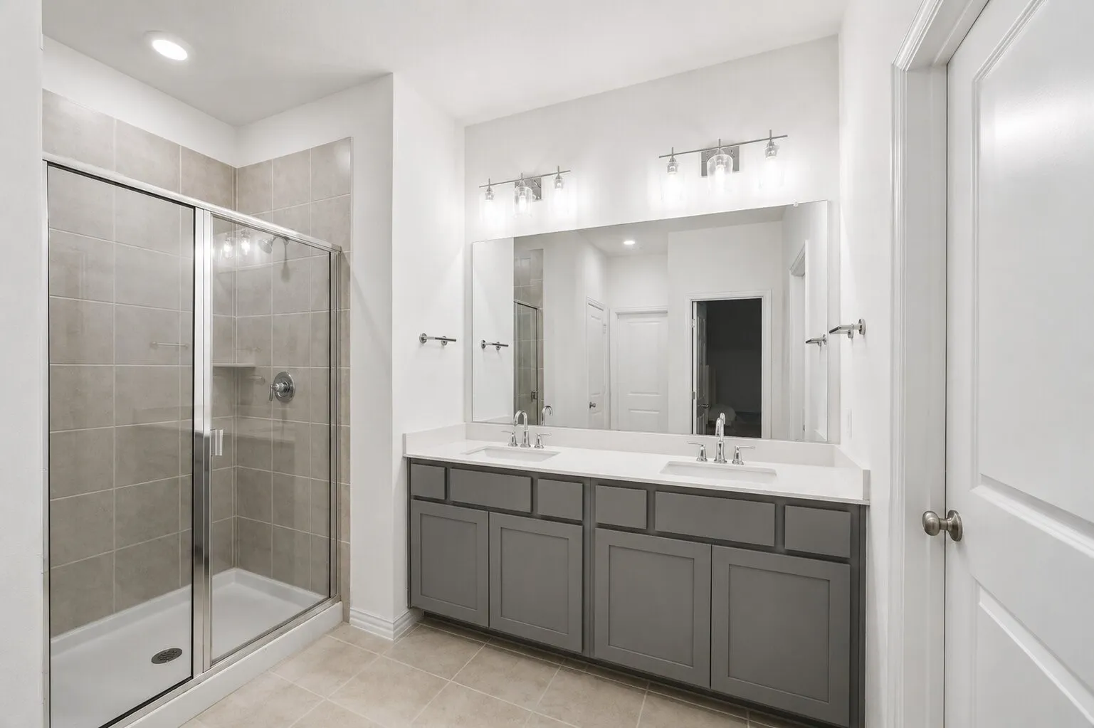 Townhouse For Rent in Dallas County , 3225 Switch Street, Sachse, Texas 75048, 3 Bedroom, 3 Bathroom, 2 Garage spaces, 1,950 Sqft, built in 2022, mls#21298828, Real Estate Agent in Sachse, Homes For Rent in Dallas county, Homes For Rent in Sachse, Realtor in Sachse Texas, Real Estate Brokerage Independent Realty Texas, Luminita Cordes Realtor
