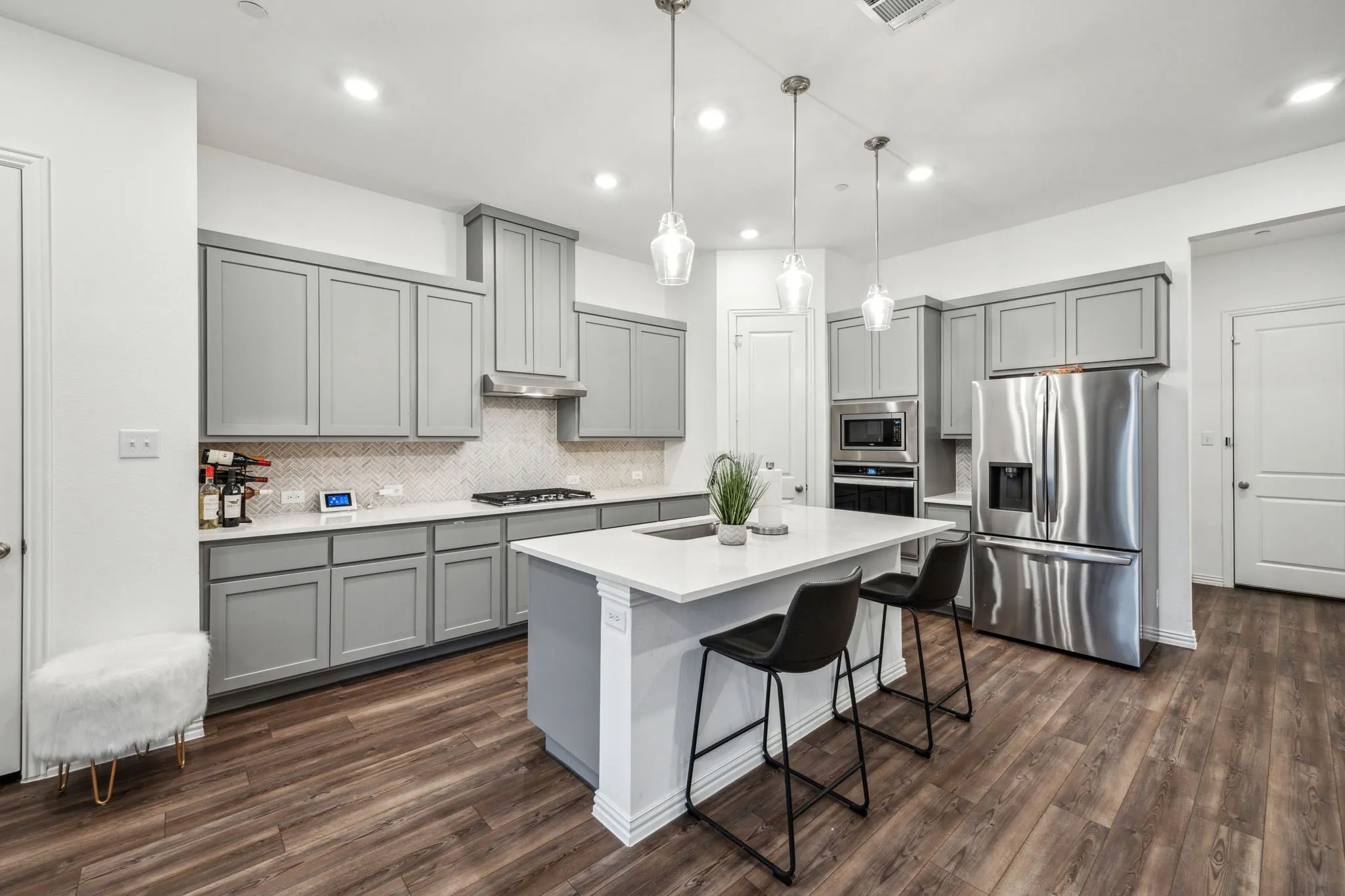 Townhouse For Rent in Dallas County , 3225 Switch Street, Sachse, Texas 75048, 3 Bedroom, 3 Bathroom, 2 Garage spaces, 1,950 Sqft, built in 2022, mls#21298828, Real Estate Agent in Sachse, Homes For Rent in Dallas county, Homes For Rent in Sachse, Realtor in Sachse Texas, Real Estate Brokerage Independent Realty Texas, Luminita Cordes Realtor