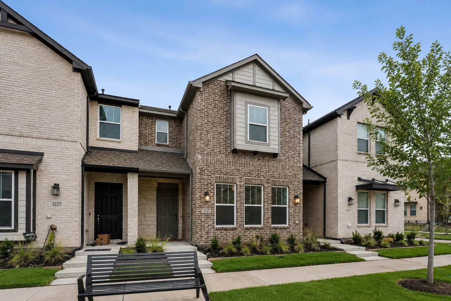 Townhouse For Rent in Dallas County , 3225 Switch Street, Sachse, Texas 75048, 3 Bedroom, 3 Bathroom, 2 Garage spaces, 1,950 Sqft, built in 2022, mls#21298828, Real Estate Agent in Sachse, Homes For Rent in Dallas county, Homes For Rent in Sachse, Realtor in Sachse Texas, Real Estate Brokerage Independent Realty Texas, Luminita Cordes Realtor