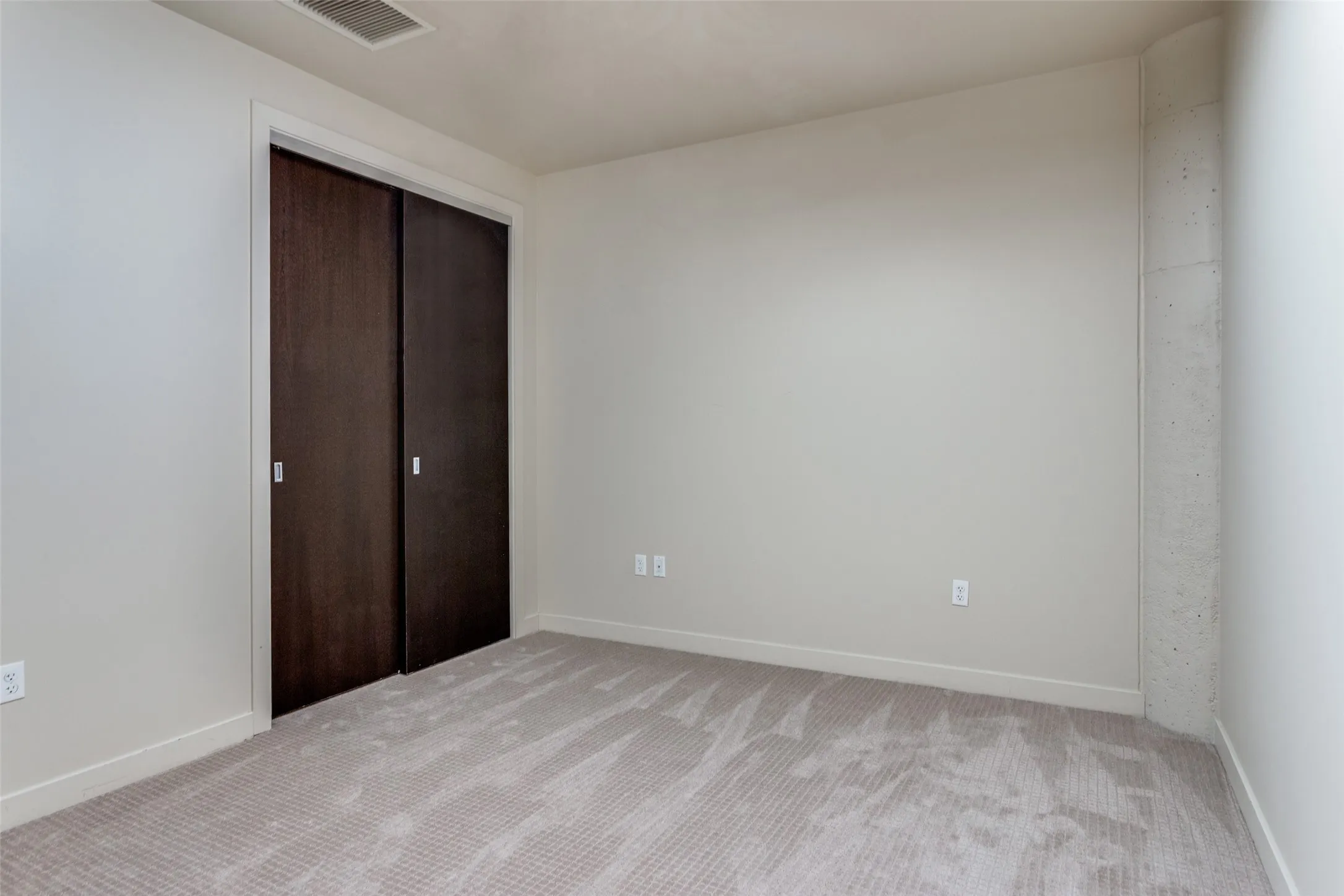 Condominium For Sale in Tarrant County , 2600 W 7th Street 1311, Fort Worth, Texas 76107, 2 Bedroom, 2 Bathroom, 2 Garage spaces, 1,263 Sqft, built in 1928, mls#21298181, Real Estate Agent in Fort Worth, Homes For Sale in Tarrant county, Homes For Sale in Fort Worth, Realtor in Fort Worth Texas, Real Estate Brokerage Independent Realty Texas, Luminita Cordes Realtor