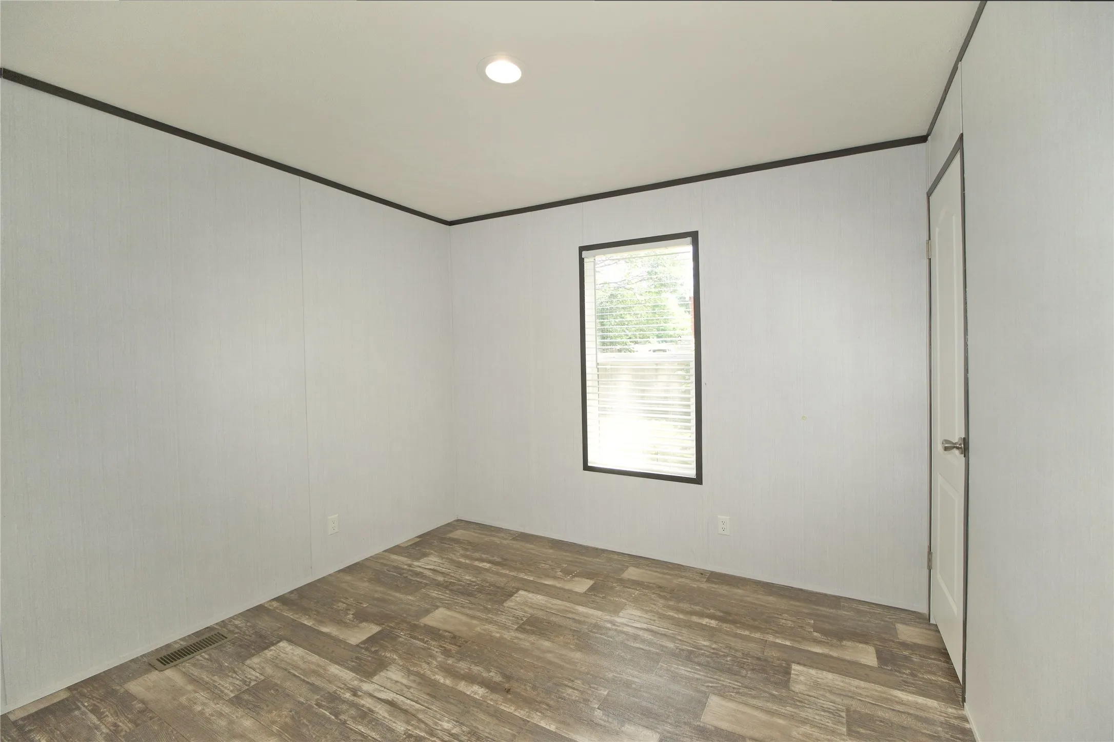 Mobile Home For Sale in Cooke County , 60 Tecumseh, Valley View, Texas 76272, 3 Bedroom, 2 Bathroom, Garage spaces, 1,064 Sqft, built in 2023, mls#21297962, Real Estate Agent in Valley View, Homes For Sale in Cooke county, Homes For Sale in Valley View, Realtor in Valley View Texas, Real Estate Brokerage Independent Realty Texas, Luminita Cordes Realtor