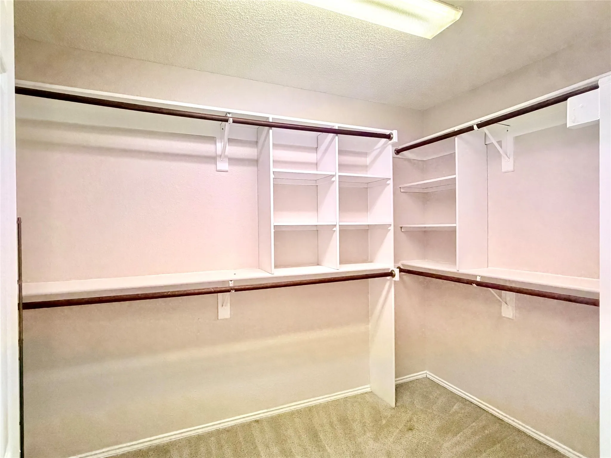 Single Family Residence For Sale in Collin County , 10109 Samantha Drive, Frisco, Texas 75035, 4 Bedroom, 3 Bathroom, 2 Garage spaces, 3,024 Sqft, built in 1994, mls#21260131, Real Estate Agent in Frisco, Homes For Sale in Collin county, Homes For Sale in Frisco, Realtor in Frisco Texas, Real Estate Brokerage Independent Realty Texas, Luminita Cordes Realtor