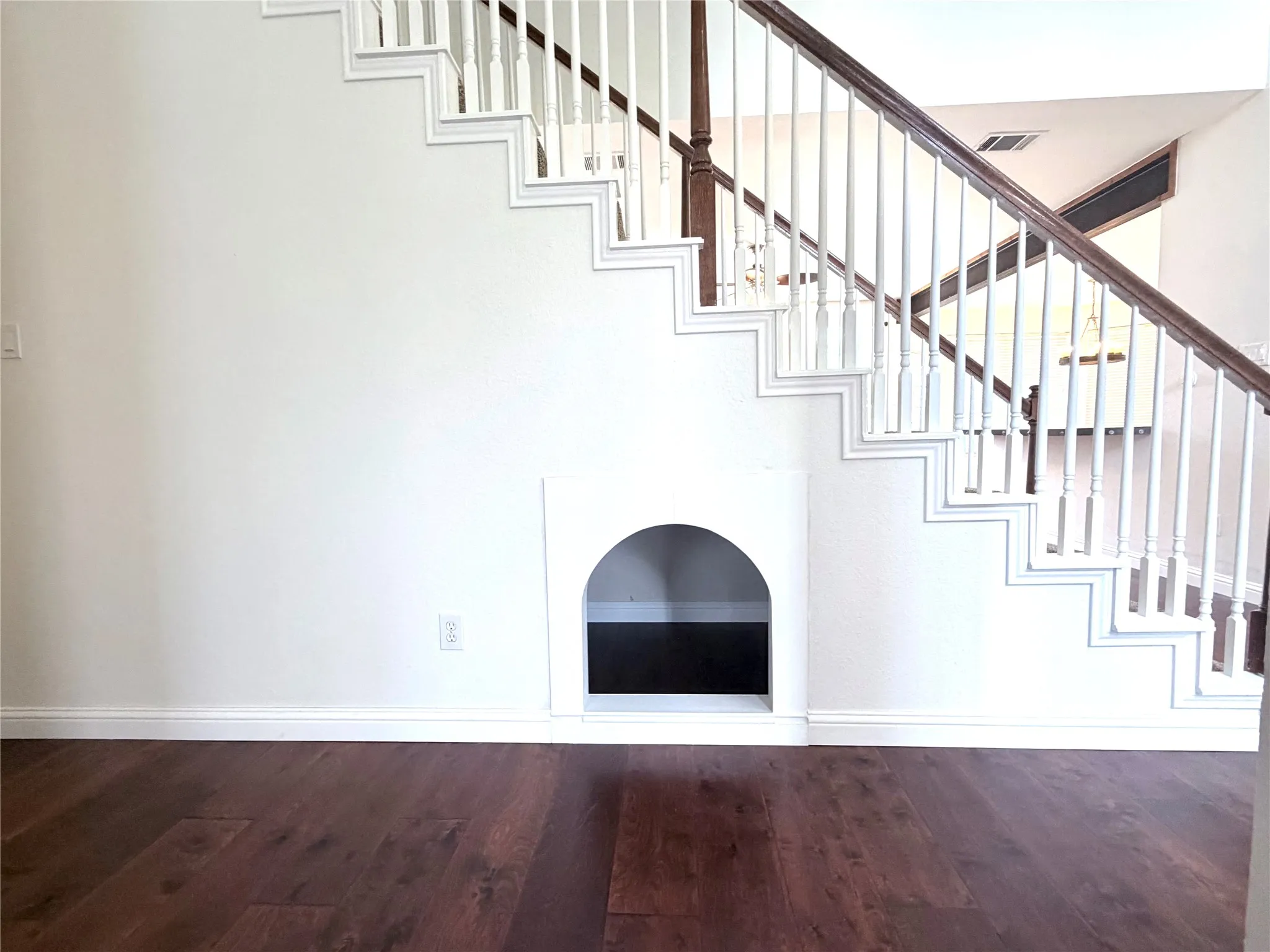Single Family Residence For Sale in Collin County , 10109 Samantha Drive, Frisco, Texas 75035, 4 Bedroom, 3 Bathroom, 2 Garage spaces, 3,024 Sqft, built in 1994, mls#21260131, Real Estate Agent in Frisco, Homes For Sale in Collin county, Homes For Sale in Frisco, Realtor in Frisco Texas, Real Estate Brokerage Independent Realty Texas, Luminita Cordes Realtor