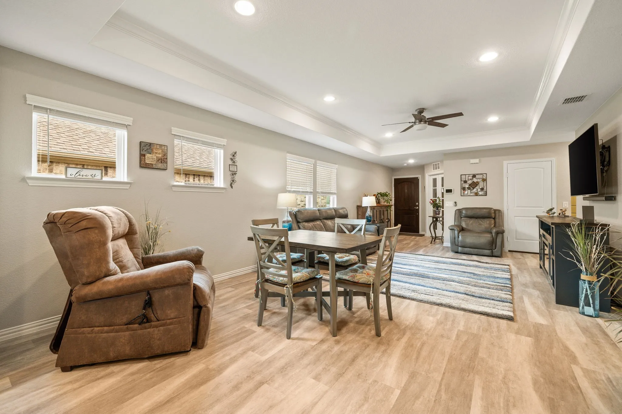 Single Family Residence For Sale in Denton County , 7612 Rampart Drive, Little Elm, Texas 76227, 2 Bedroom, 2 Bathroom, 2 Garage spaces, 1,613 Sqft, built in 2020, mls#21296033, Real Estate Agent in Little Elm, Homes For Sale in Denton county, Homes For Sale in Little Elm, Realtor in Little Elm Texas, Real Estate Brokerage Independent Realty Texas, Luminita Cordes Realtor