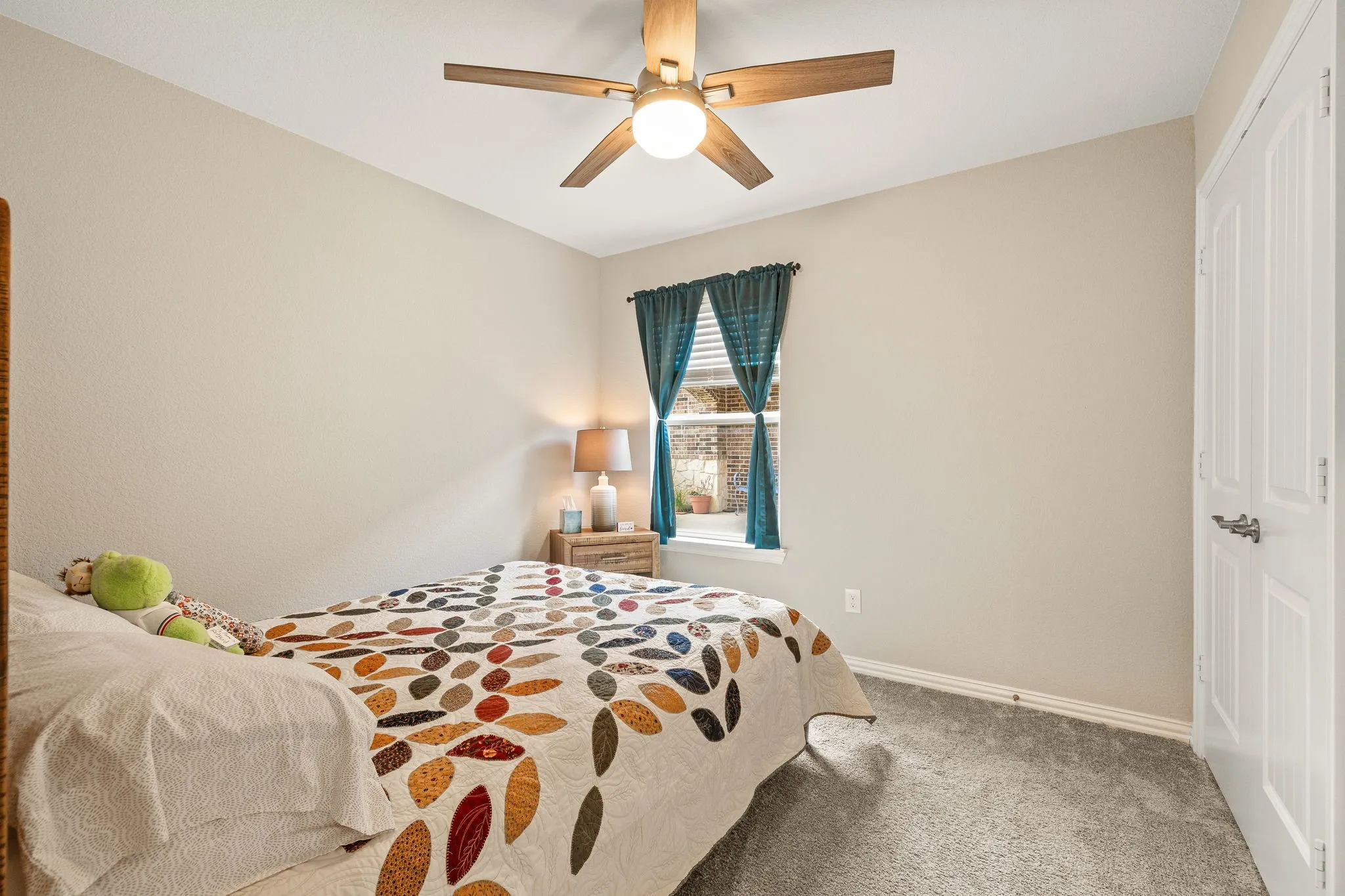 Single Family Residence For Sale in Denton County , 7612 Rampart Drive, Little Elm, Texas 76227, 2 Bedroom, 2 Bathroom, 2 Garage spaces, 1,613 Sqft, built in 2020, mls#21296033, Real Estate Agent in Little Elm, Homes For Sale in Denton county, Homes For Sale in Little Elm, Realtor in Little Elm Texas, Real Estate Brokerage Independent Realty Texas, Luminita Cordes Realtor