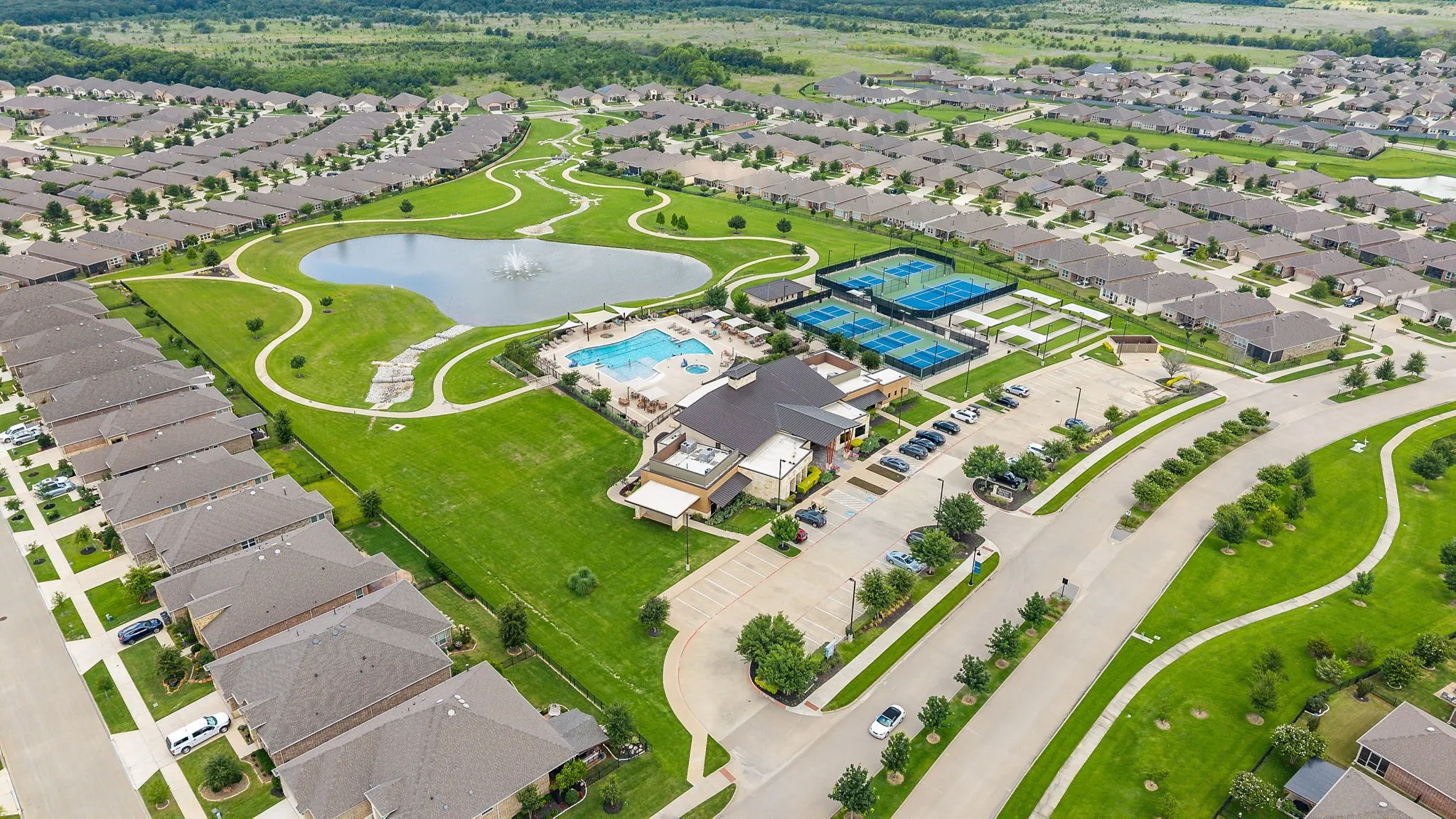 Single Family Residence For Sale in Denton County , 7612 Rampart Drive, Little Elm, Texas 76227, 2 Bedroom, 2 Bathroom, 2 Garage spaces, 1,613 Sqft, built in 2020, mls#21296033, Real Estate Agent in Little Elm, Homes For Sale in Denton county, Homes For Sale in Little Elm, Realtor in Little Elm Texas, Real Estate Brokerage Independent Realty Texas, Luminita Cordes Realtor