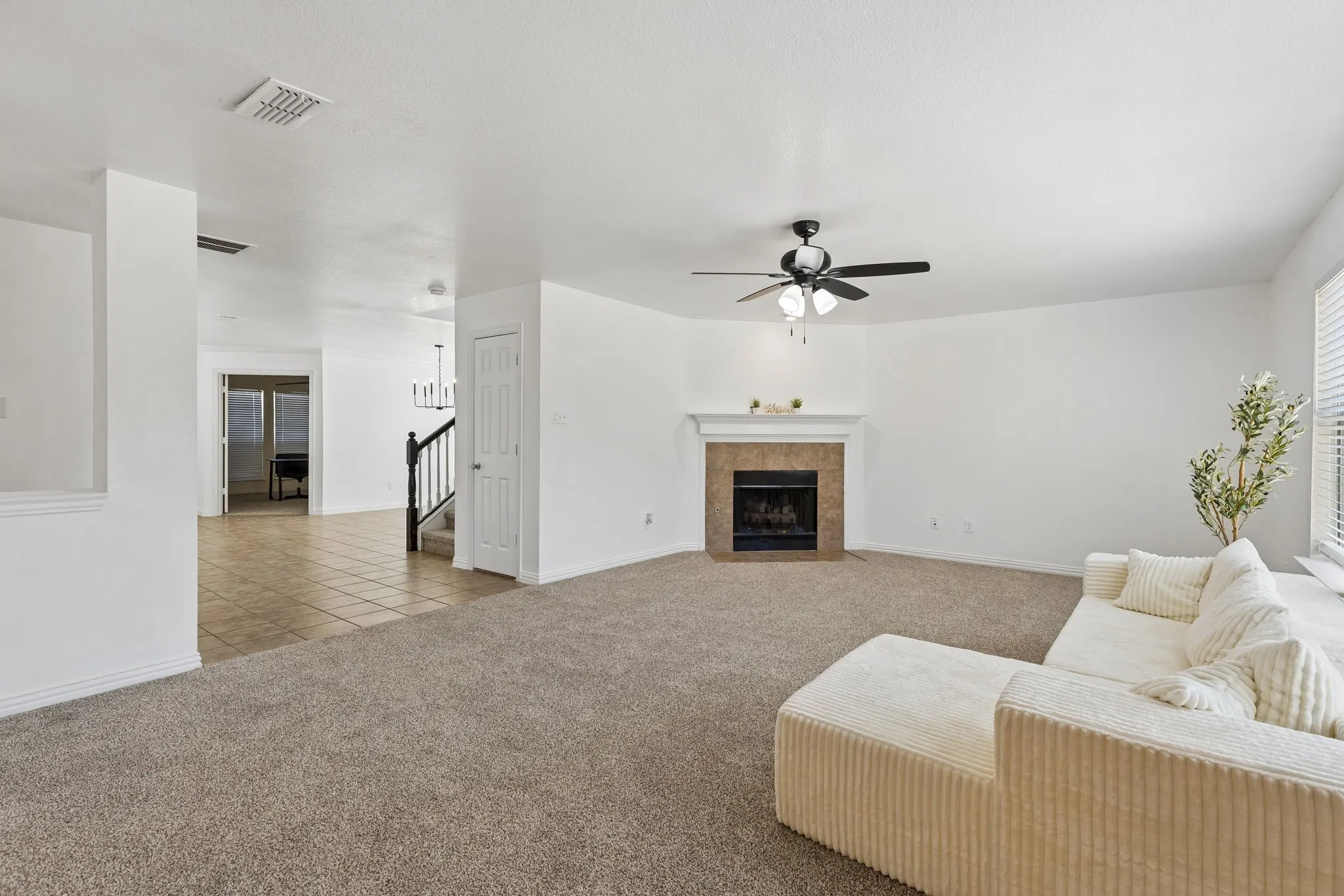 Single Family Residence For Sale in Collin County , 301 Highland Park Lane, Wylie, Texas 75098, 4 Bedroom, 3 Bathroom, 2 Garage spaces, 3,040 Sqft, built in 2007, mls#21297770, Real Estate Agent in Wylie, Homes For Sale in Collin county, Homes For Sale in Wylie, Realtor in Wylie Texas, Real Estate Brokerage Independent Realty Texas, Luminita Cordes Realtor