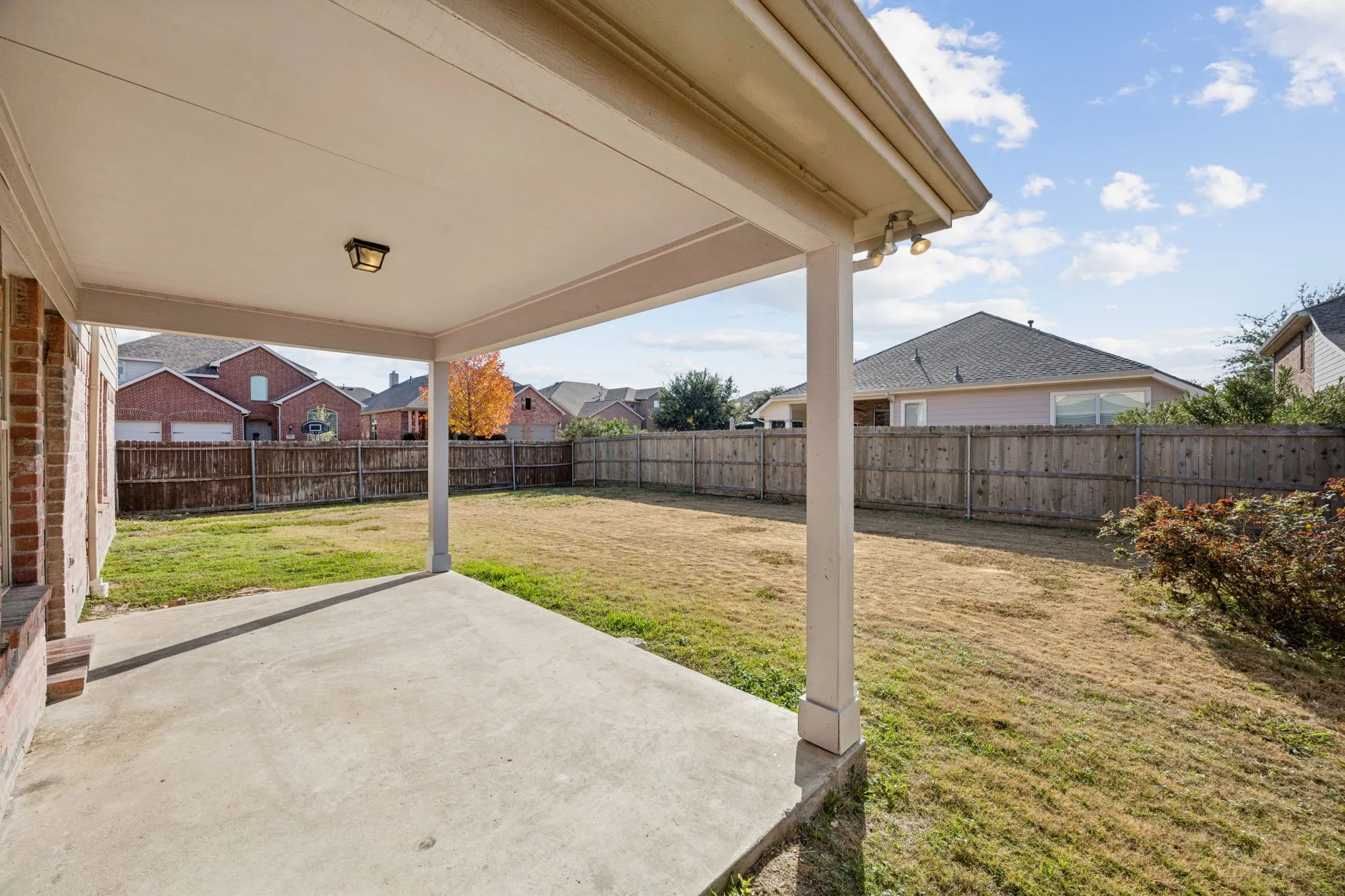 Single Family Residence For Sale in Collin County , 301 Highland Park Lane, Wylie, Texas 75098, 4 Bedroom, 3 Bathroom, 2 Garage spaces, 3,040 Sqft, built in 2007, mls#21297770, Real Estate Agent in Wylie, Homes For Sale in Collin county, Homes For Sale in Wylie, Realtor in Wylie Texas, Real Estate Brokerage Independent Realty Texas, Luminita Cordes Realtor