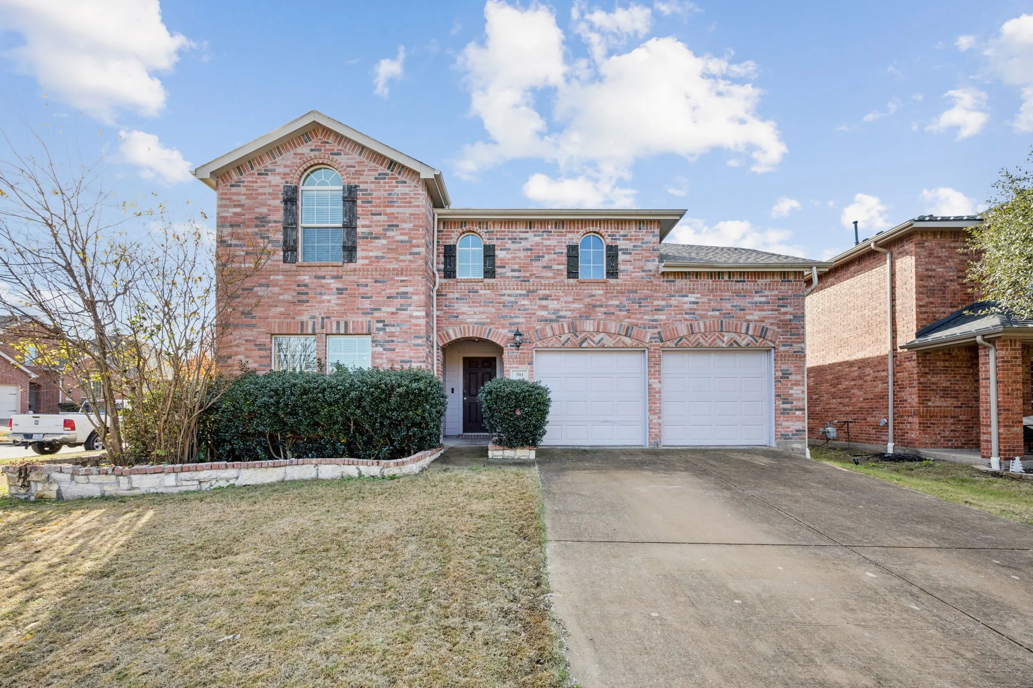 Single Family Residence For Sale in Collin County , 301 Highland Park Lane, Wylie, Texas 75098, 4 Bedroom, 3 Bathroom, 2 Garage spaces, 3,040 Sqft, built in 2007, mls#21297770, Real Estate Agent in Wylie, Homes For Sale in Collin county, Homes For Sale in Wylie, Realtor in Wylie Texas, Real Estate Brokerage Independent Realty Texas, Luminita Cordes Realtor
