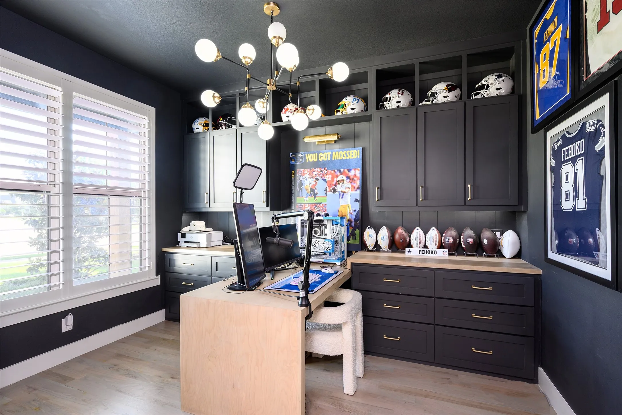 Single Family Residence For Sale in Collin County , 1525 Langford Lane, Celina, Texas 75009, 4 Bedroom, 6 Bathroom, 4 Garage spaces, 4,765 Sqft, built in 2021, mls#21295524, Real Estate Agent in Celina, Homes For Sale in Collin county, Homes For Sale in Celina, Realtor in Celina Texas, Real Estate Brokerage Independent Realty Texas, Luminita Cordes Realtor
