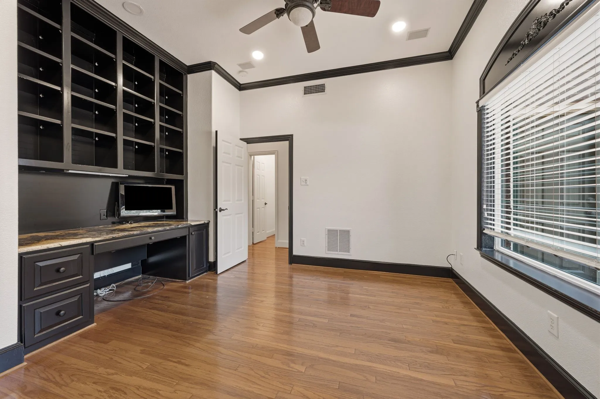 Private Study with Built in Desk.