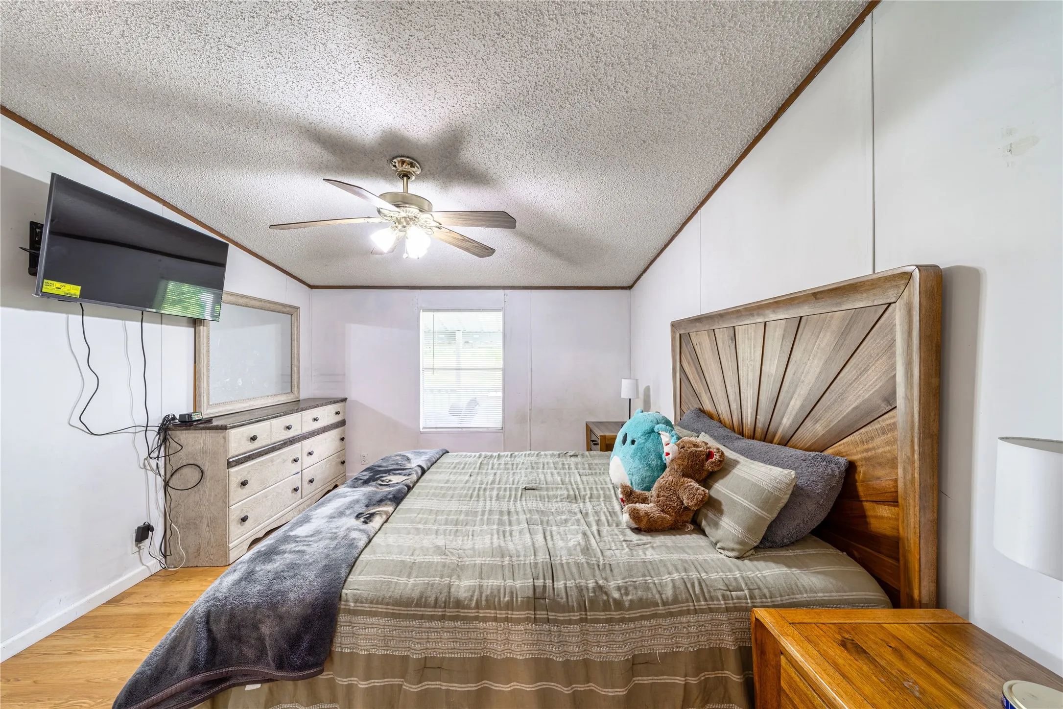 Mobile Home For Sale in Kaufman County , 5401 E Cheryl Lane, Kaufman, Texas 75142, 3 Bedroom, 2 Bathroom, Garage spaces, 1,120 Sqft, built in 1999, mls#21298900, Real Estate Agent in Kaufman, Homes For Sale in Kaufman county, Homes For Sale in Kaufman, Realtor in Kaufman Texas, Real Estate Brokerage Independent Realty Texas, Luminita Cordes Realtor
