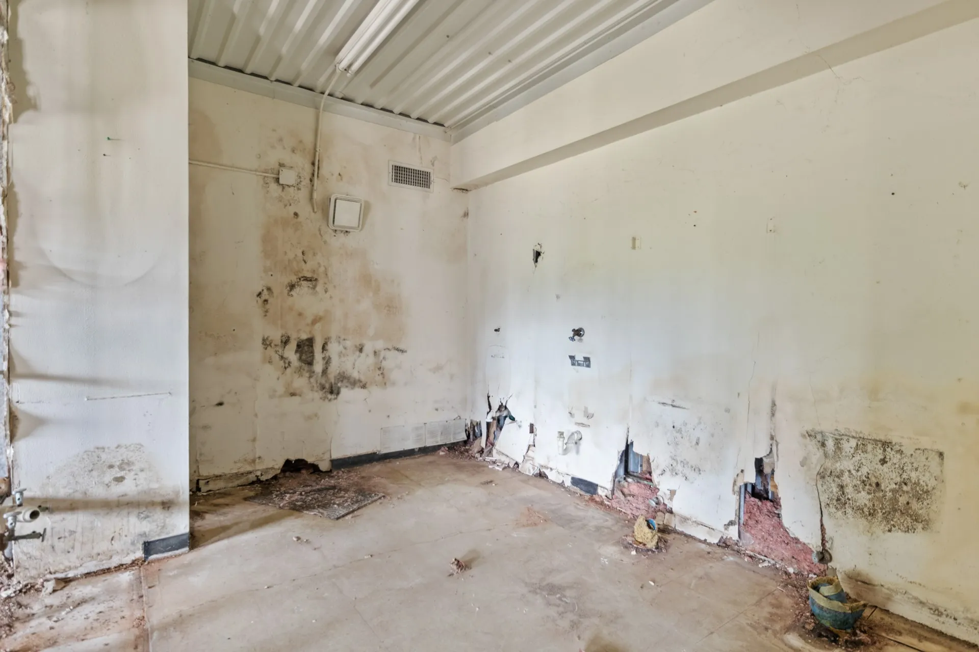 Warehouse For Sale in Cass County , 1301 HWY 11, Hughes Springs, Texas 75656, 0, 0, Garage spaces, 0 Sqft, built in 1985, mls#21290079, Real Estate Agent in Hughes Springs, Homes For Sale in Cass county, Homes For Sale in Hughes Springs, Realtor in Hughes Springs Texas, Real Estate Brokerage Independent Realty Texas, Luminita Cordes Realtor