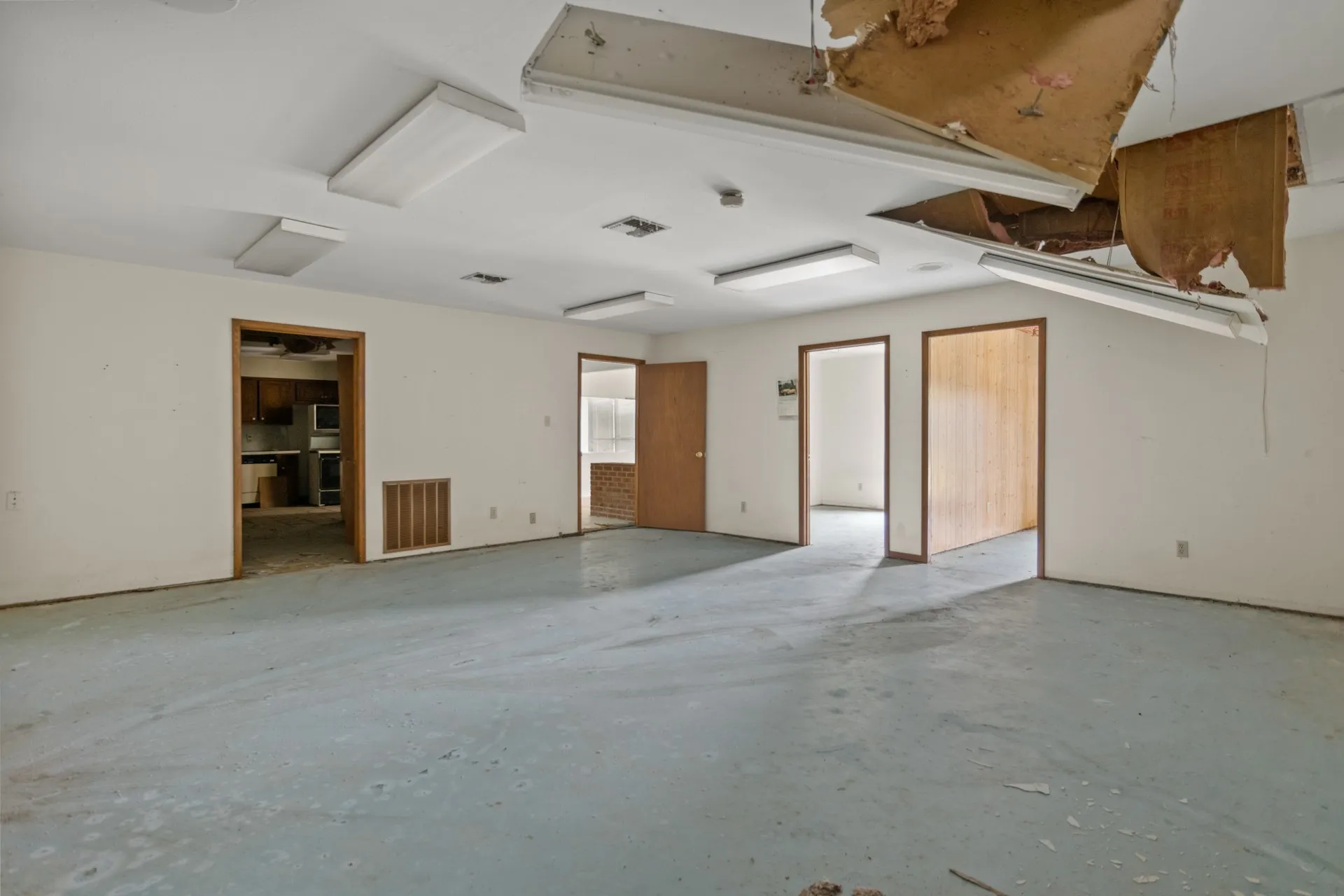 Warehouse For Sale in Cass County , 1301 HWY 11, Hughes Springs, Texas 75656, 0, 0, Garage spaces, 0 Sqft, built in 1985, mls#21290079, Real Estate Agent in Hughes Springs, Homes For Sale in Cass county, Homes For Sale in Hughes Springs, Realtor in Hughes Springs Texas, Real Estate Brokerage Independent Realty Texas, Luminita Cordes Realtor