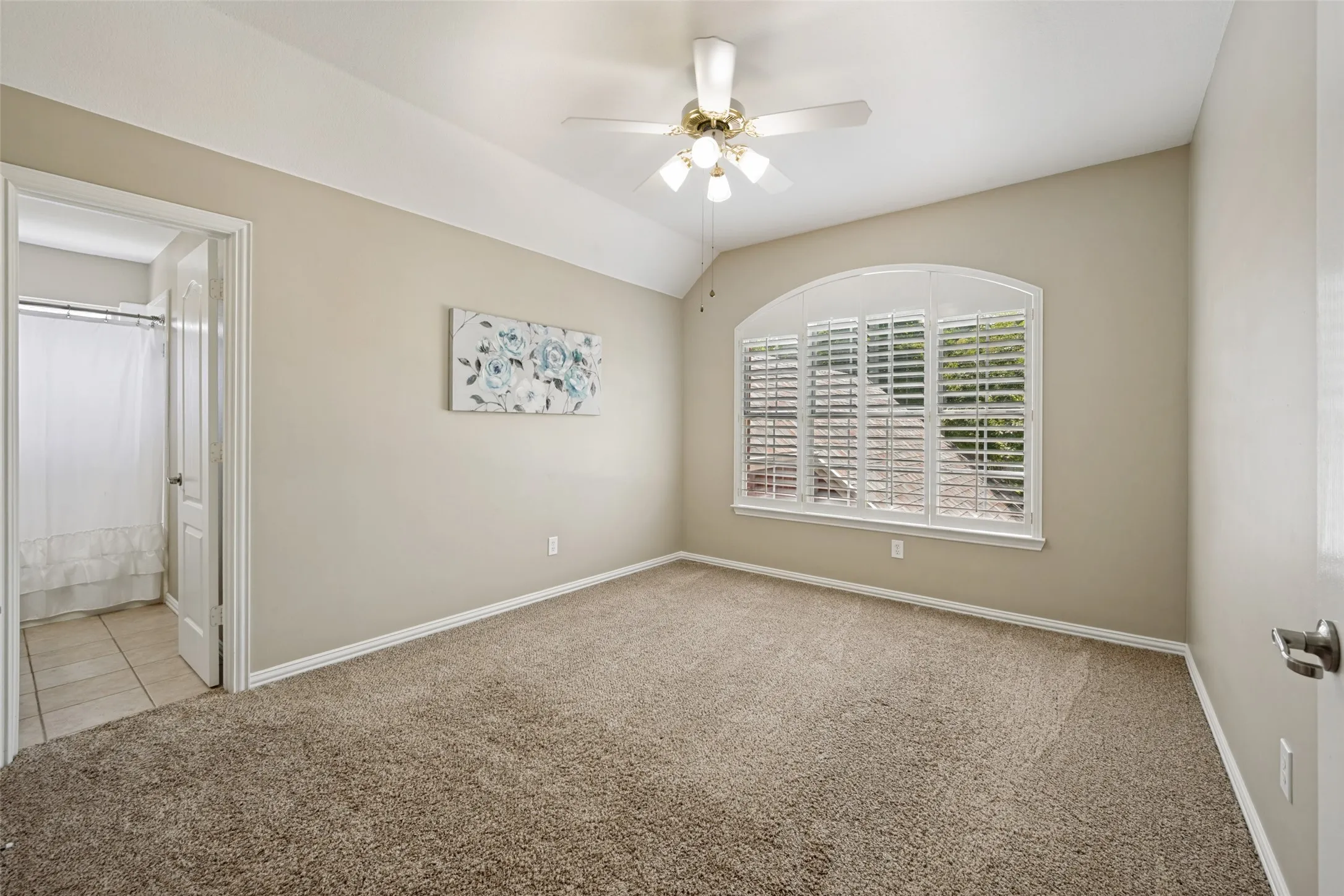 Single Family Residence For Sale in Tarrant County , 1521 Briar Meadow Drive, Keller, Texas 76248, 4 Bedroom, 4 Bathroom, 2 Garage spaces, 3,388 Sqft, built in 1998, mls#21294171, Real Estate Agent in Keller, Homes For Sale in Tarrant county, Homes For Sale in Keller, Realtor in Keller Texas, Real Estate Brokerage Independent Realty Texas, Luminita Cordes Realtor