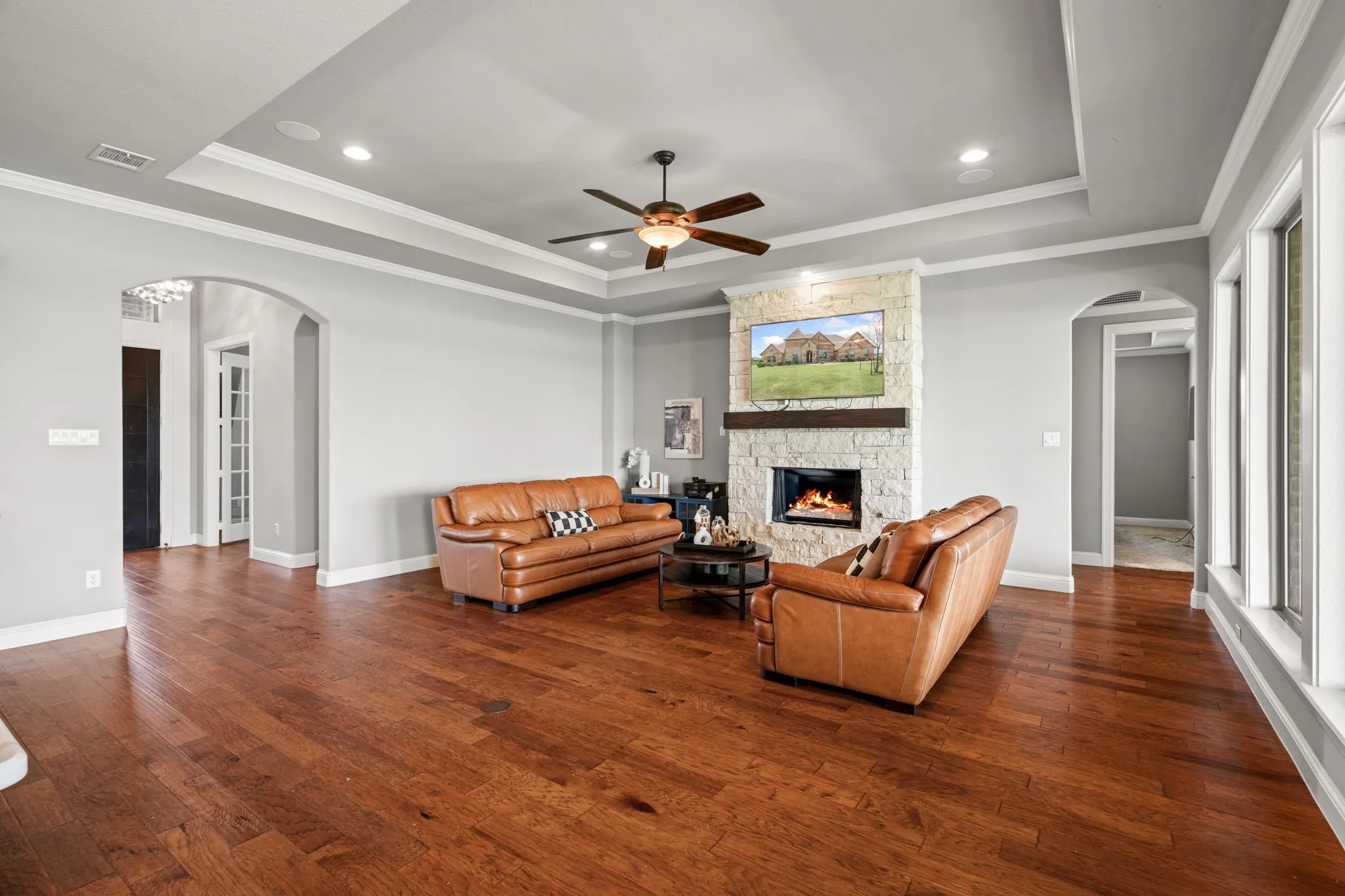 Single Family Residence For Sale in Rockwall County , 2255 Lake Estates Drive, Rockwall, Texas 75032, 5 Bedroom, 3 Bathroom, 3 Garage spaces, 3,414 Sqft, built in 2017, mls#21291410, Real Estate Agent in Rockwall, Homes For Sale in Rockwall county, Homes For Sale in Rockwall, Realtor in Rockwall Texas, Real Estate Brokerage Independent Realty Texas, Luminita Cordes Realtor