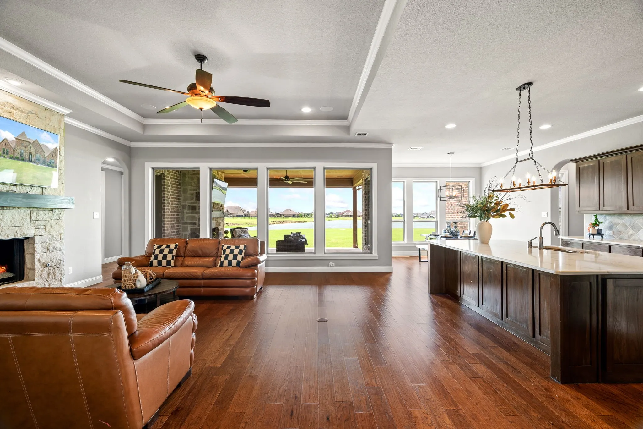 Single Family Residence For Sale in Rockwall County , 2255 Lake Estates Drive, Rockwall, Texas 75032, 5 Bedroom, 3 Bathroom, 3 Garage spaces, 3,414 Sqft, built in 2017, mls#21291410, Real Estate Agent in Rockwall, Homes For Sale in Rockwall county, Homes For Sale in Rockwall, Realtor in Rockwall Texas, Real Estate Brokerage Independent Realty Texas, Luminita Cordes Realtor
