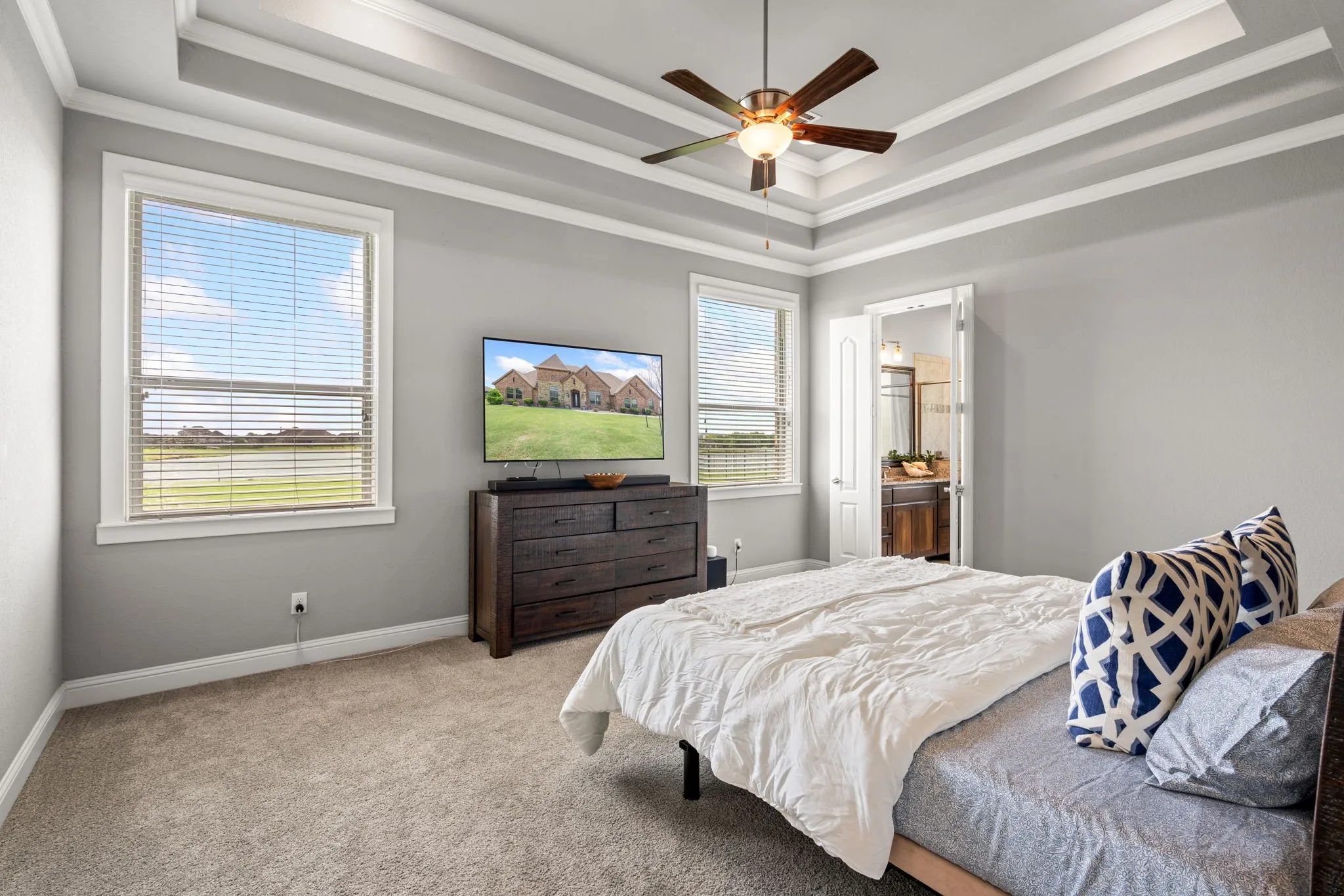 Single Family Residence For Sale in Rockwall County , 2255 Lake Estates Drive, Rockwall, Texas 75032, 5 Bedroom, 3 Bathroom, 3 Garage spaces, 3,414 Sqft, built in 2017, mls#21291410, Real Estate Agent in Rockwall, Homes For Sale in Rockwall county, Homes For Sale in Rockwall, Realtor in Rockwall Texas, Real Estate Brokerage Independent Realty Texas, Luminita Cordes Realtor