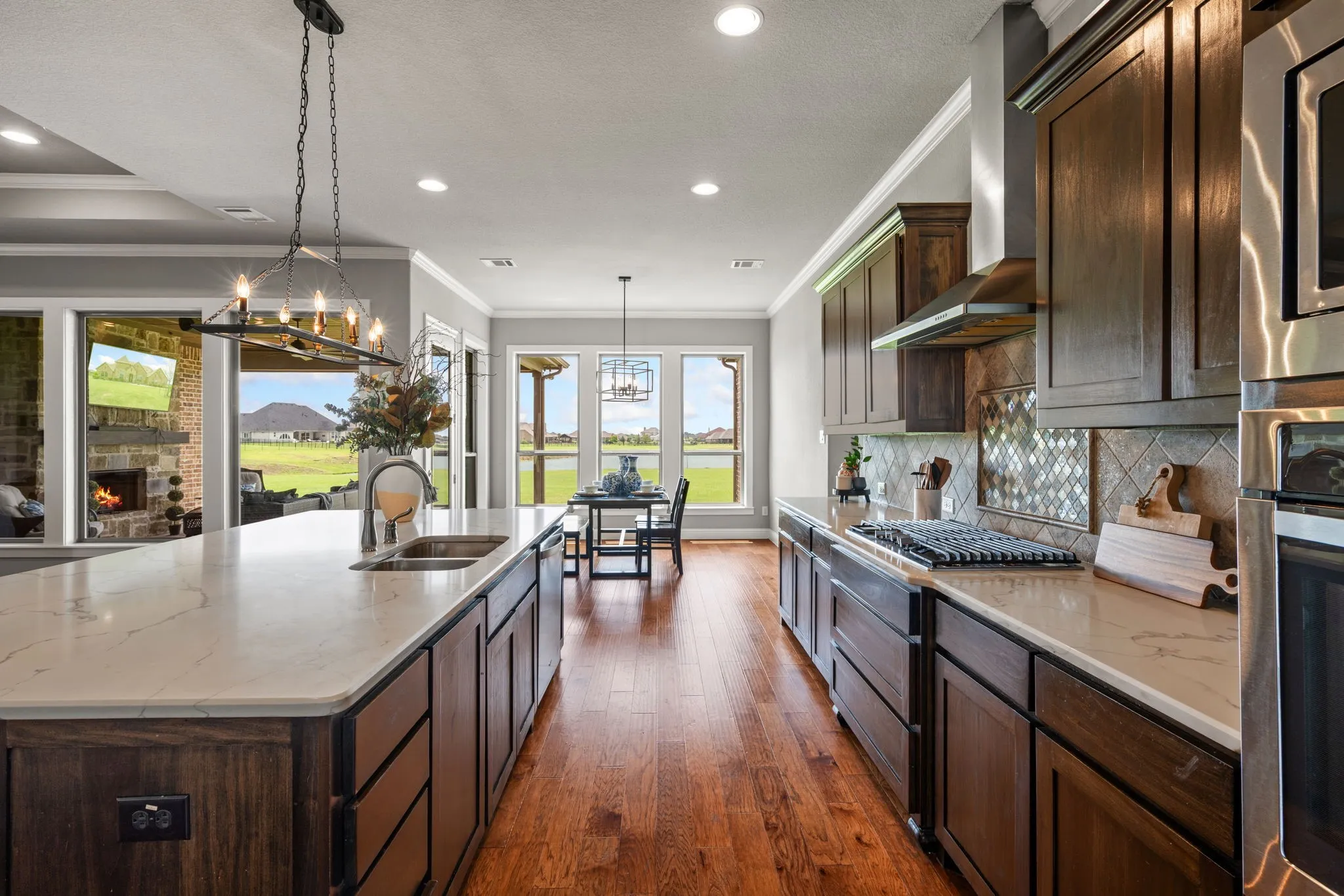 Single Family Residence For Sale in Rockwall County , 2255 Lake Estates Drive, Rockwall, Texas 75032, 5 Bedroom, 3 Bathroom, 3 Garage spaces, 3,414 Sqft, built in 2017, mls#21291410, Real Estate Agent in Rockwall, Homes For Sale in Rockwall county, Homes For Sale in Rockwall, Realtor in Rockwall Texas, Real Estate Brokerage Independent Realty Texas, Luminita Cordes Realtor