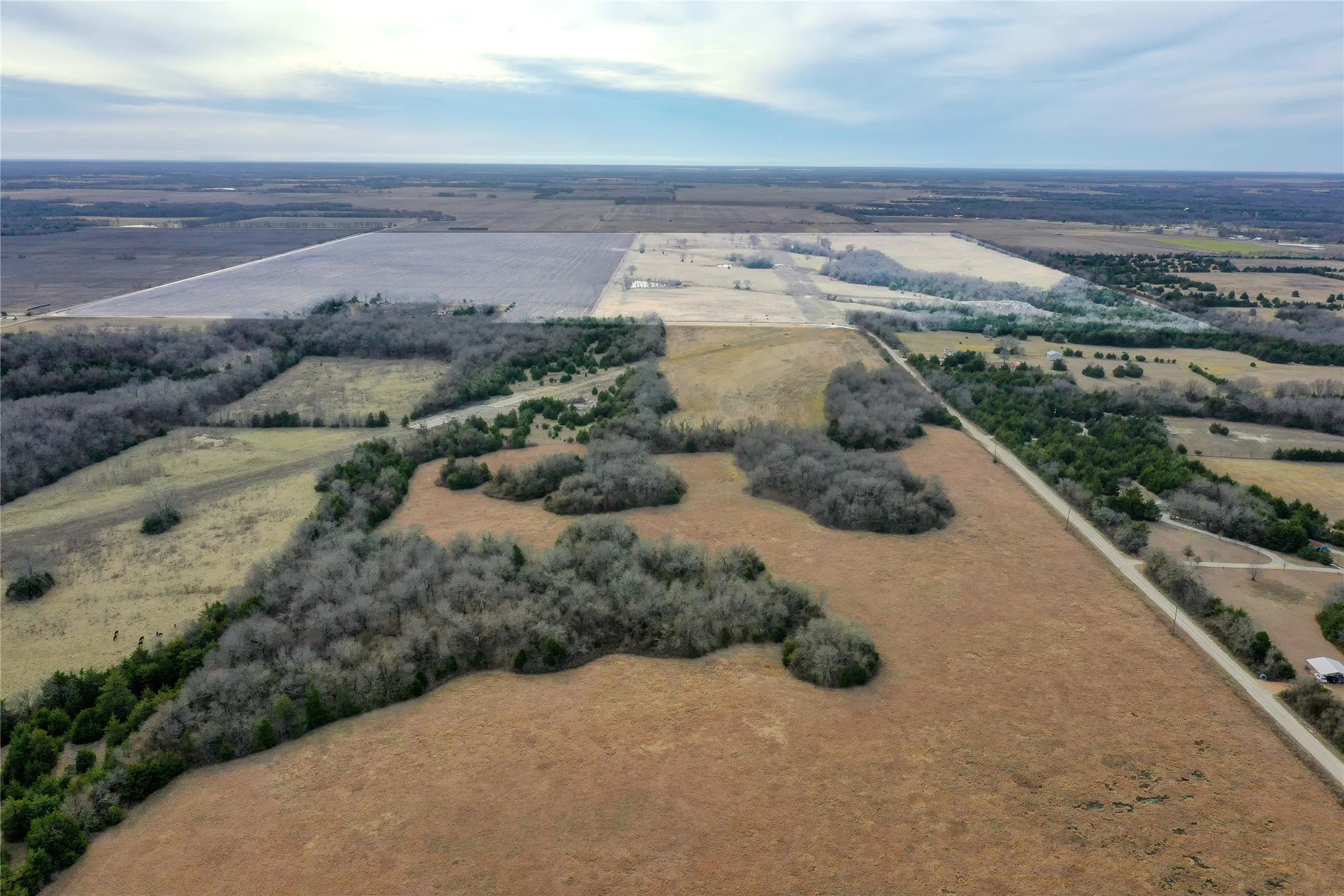Ranch For Sale in Fannin County , 000 Cr 3200, Dodd City, Texas 75438, 0, 0, Garage spaces, 0 Sqft, built in 0, mls#21298885, Real Estate Agent in Dodd City, Homes For Sale in Fannin county, Homes For Sale in Dodd City, Realtor in Dodd City Texas, Real Estate Brokerage Independent Realty Texas, Luminita Cordes Realtor